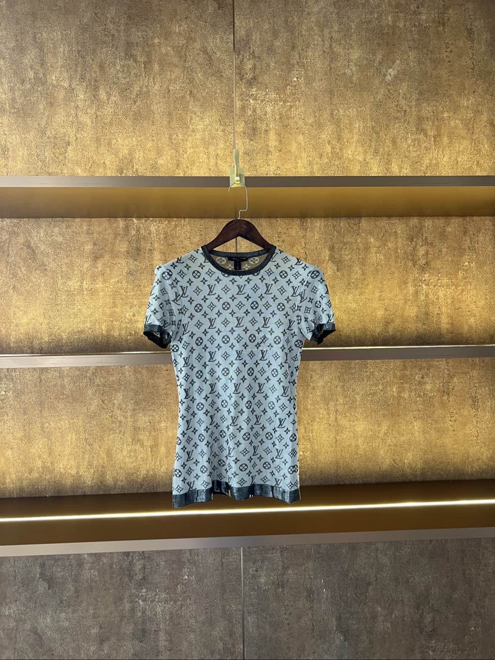 Louis Vuitton Louis Vuitton Monogram Silk Blend T-Shirt Size M Size M / US 6-8 / IT 42-44 - 1 Thumbnail