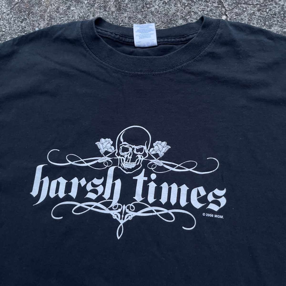 Vintage Vintage Y2K 2006 HARSH TIMES Movie Shirt Size US L / EU 52-54 / 3 - 2 Thumbnail