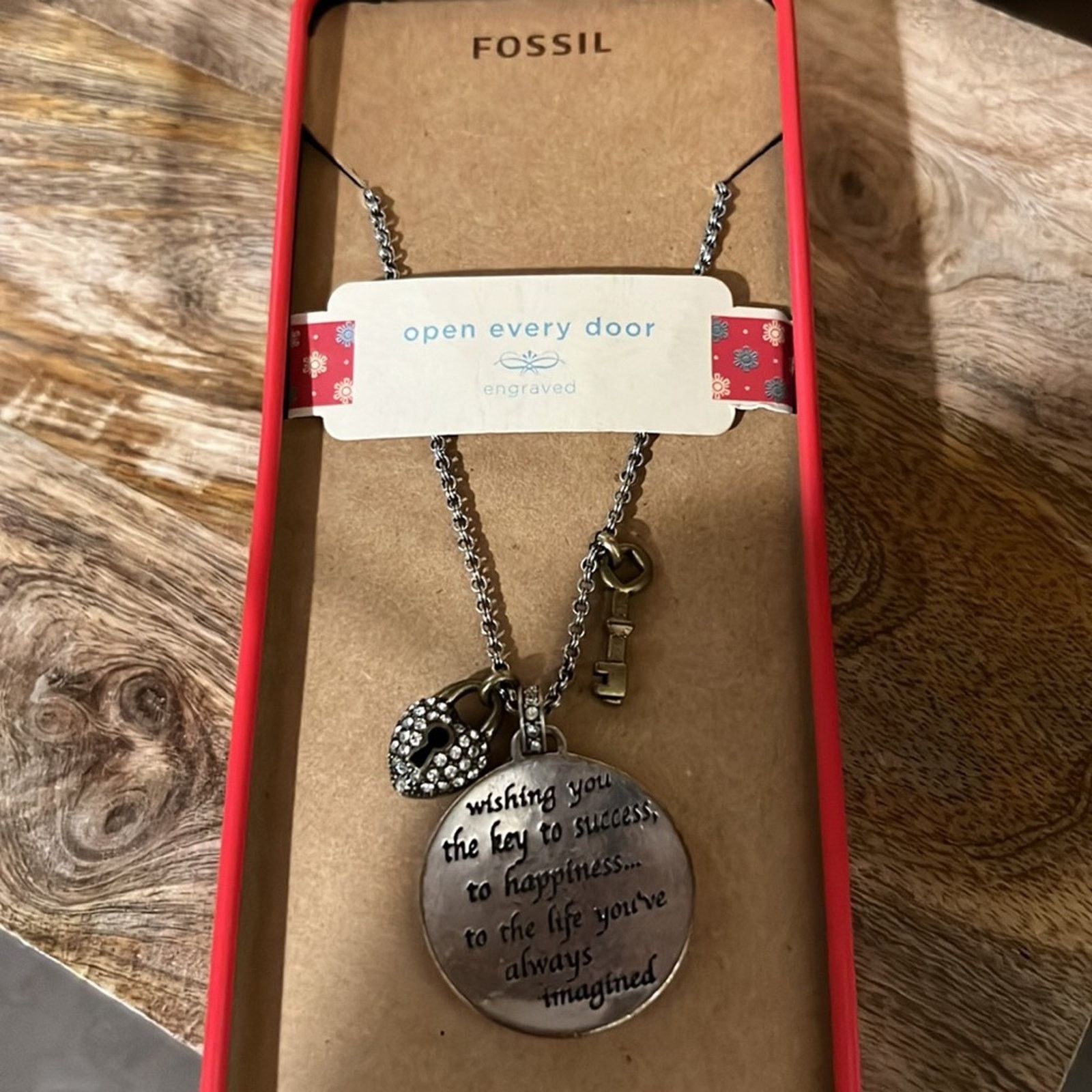 Fossil Fossil Necklace Live in the Present Size ONE SIZE - 2 Thumbnail