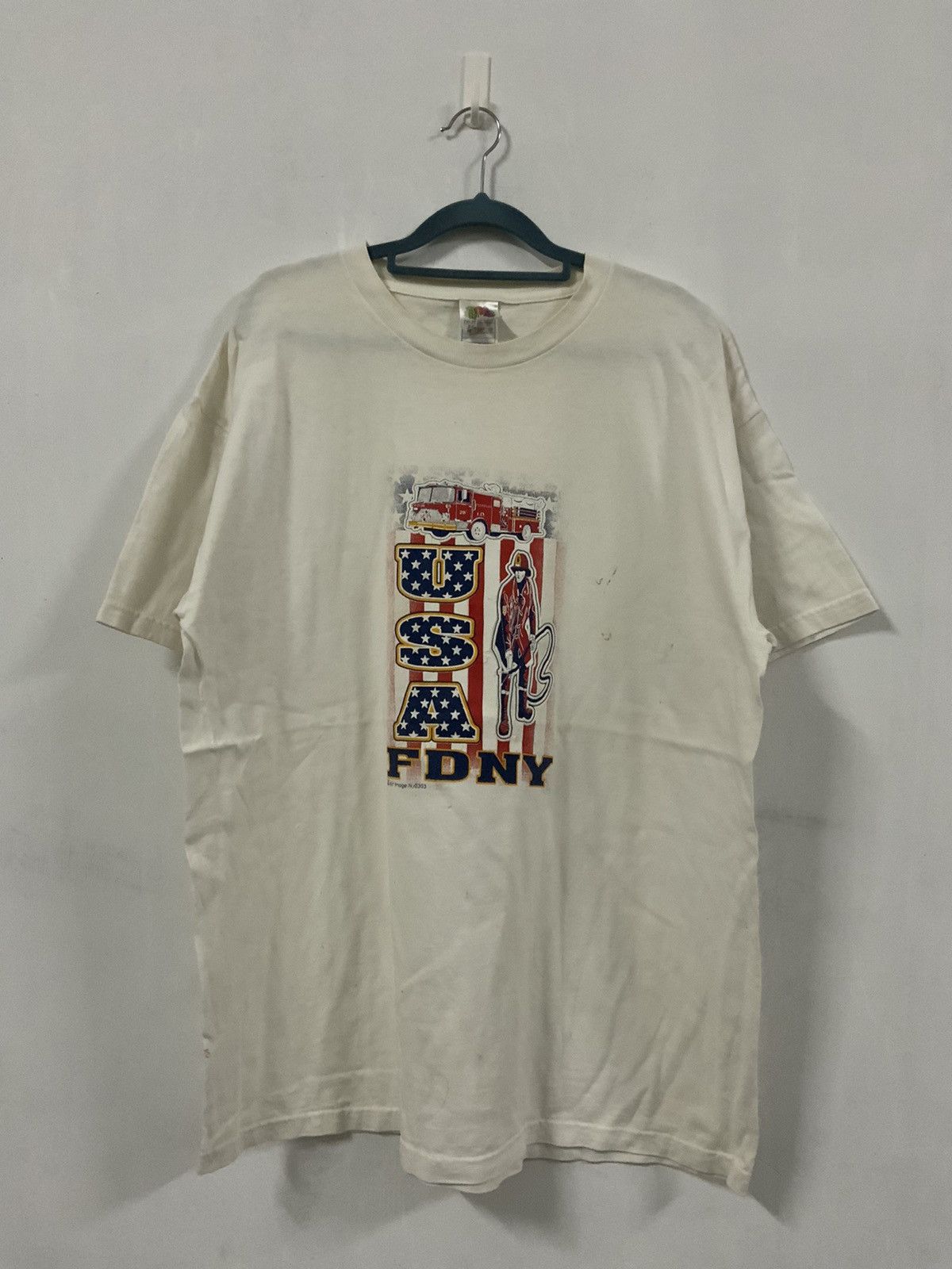 Fruit Of The Loom Vintage USA Firefighter Tee Size US XL / EU 56 / 4 - 3 Thumbnail