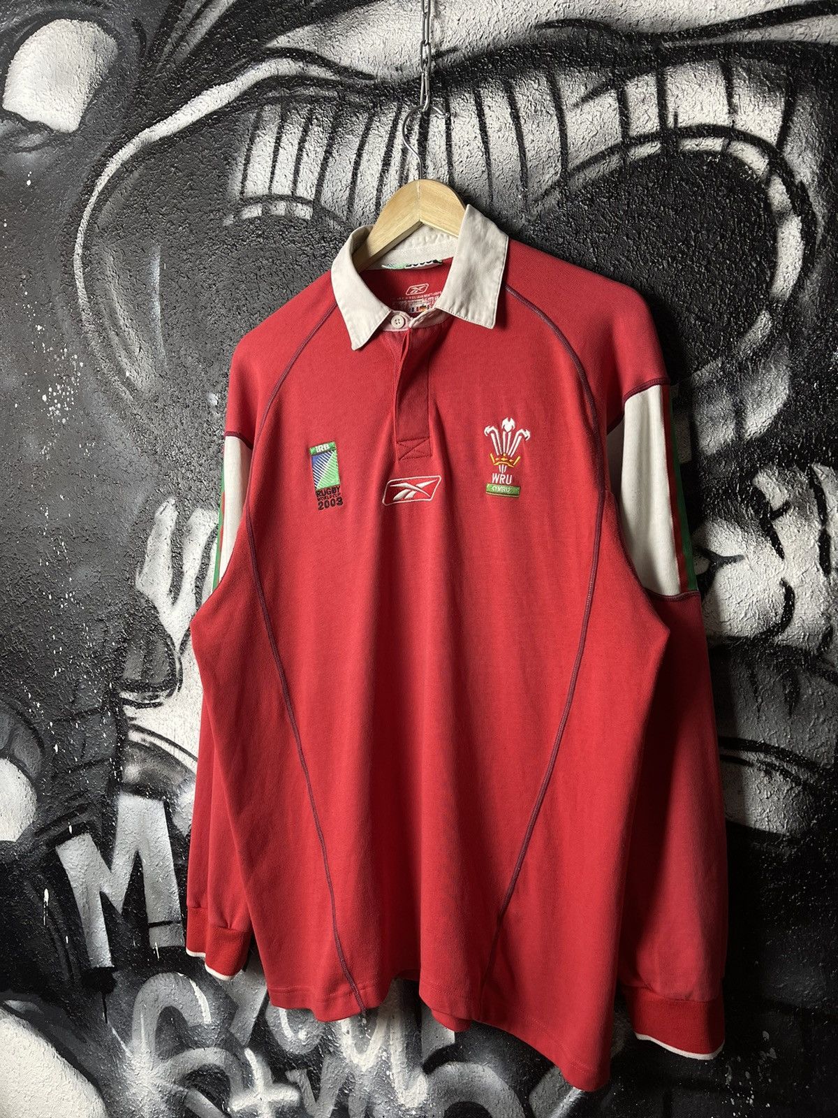 Reebok Y2K Wales Reebok Rugby Jersey Shirt World Cup 2003 WRU Size US M / EU 48-50 / 2 - 1 Thumbnail