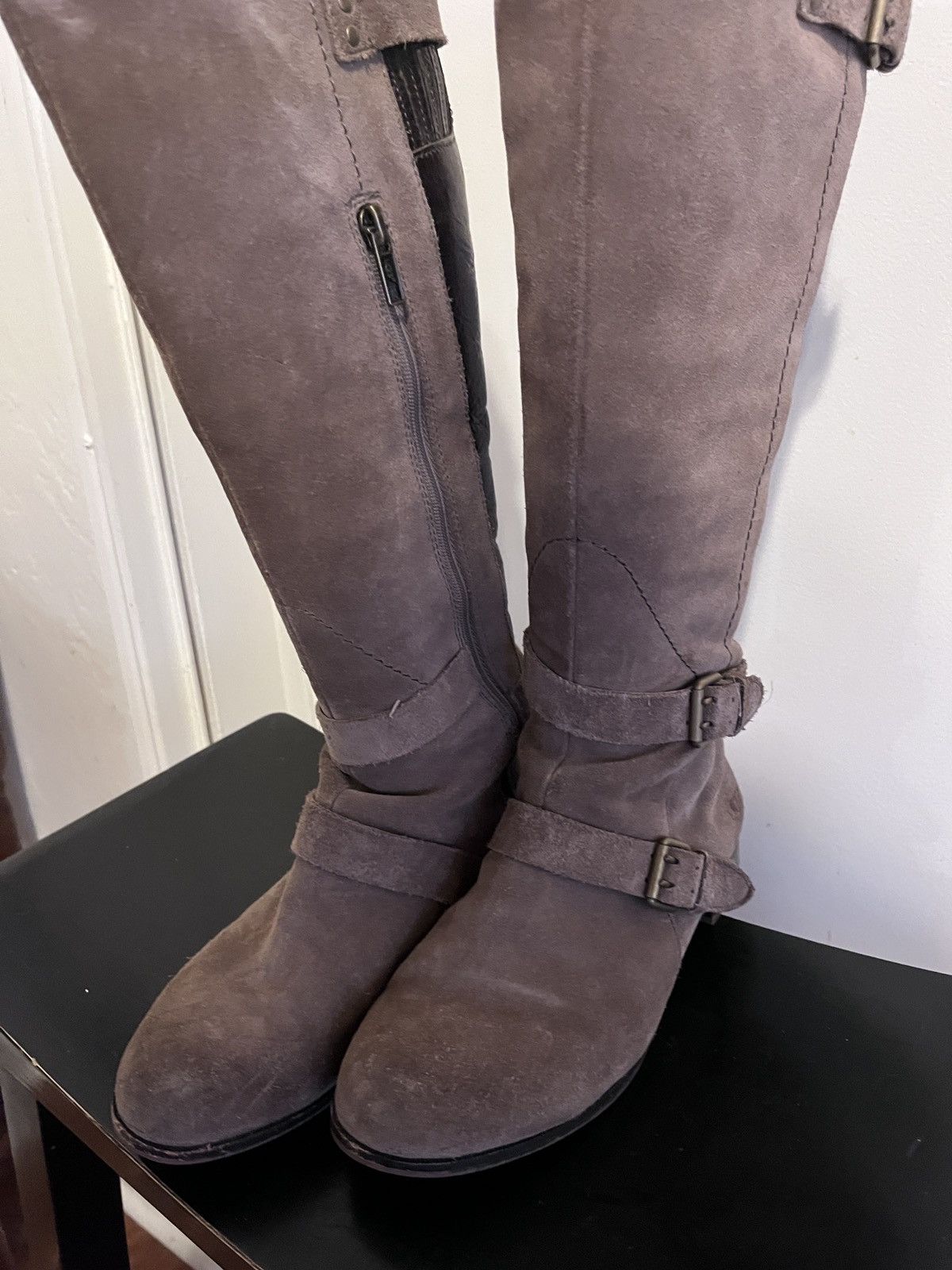 Ugg Ugg Knee High Suede and leather boots Size US 9 / IT 39 - 1 Thumbnail