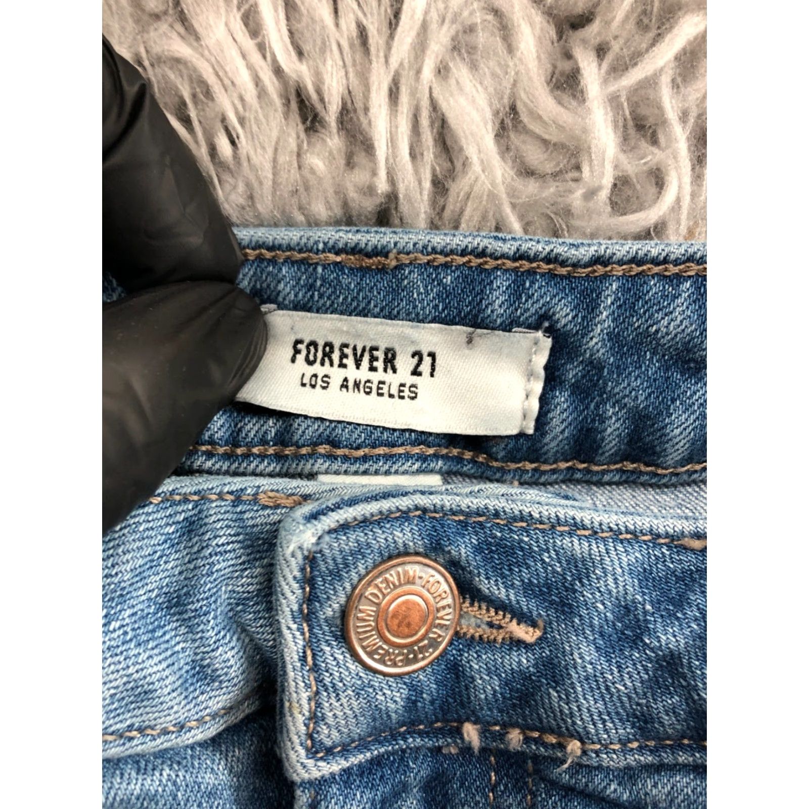 Forever 21 Forever 21 Skirt Women Midi Denim Blue 28 Regular --}} Size 28" / US 6 / IT 42 - 6 Thumbnail