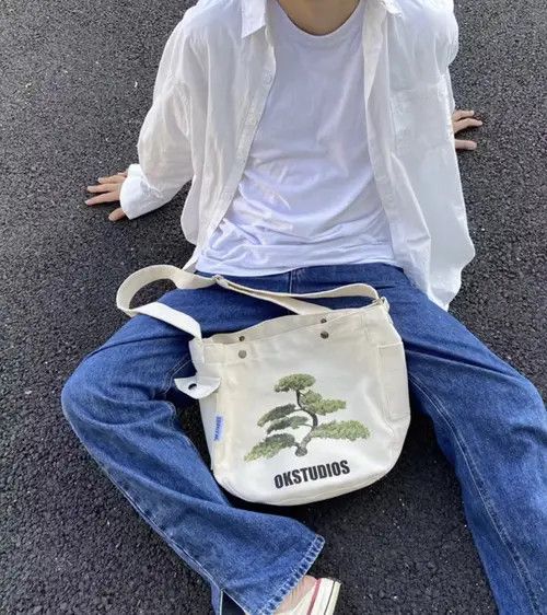 Japanese Brand Fashion shoulder bag messenger bag aesthetic Size ONE SIZE - 3 Thumbnail