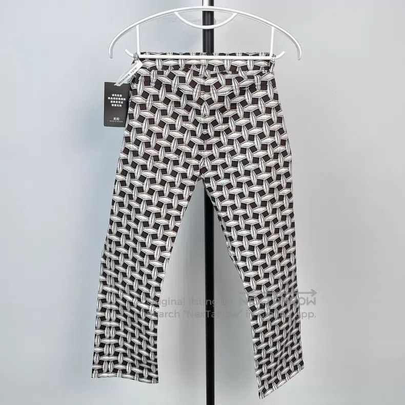 Louis Vuitton Louis Vuitton Three-flower embroidered full logo trousers Size US 34 / EU 50 - 2 Thumbnail