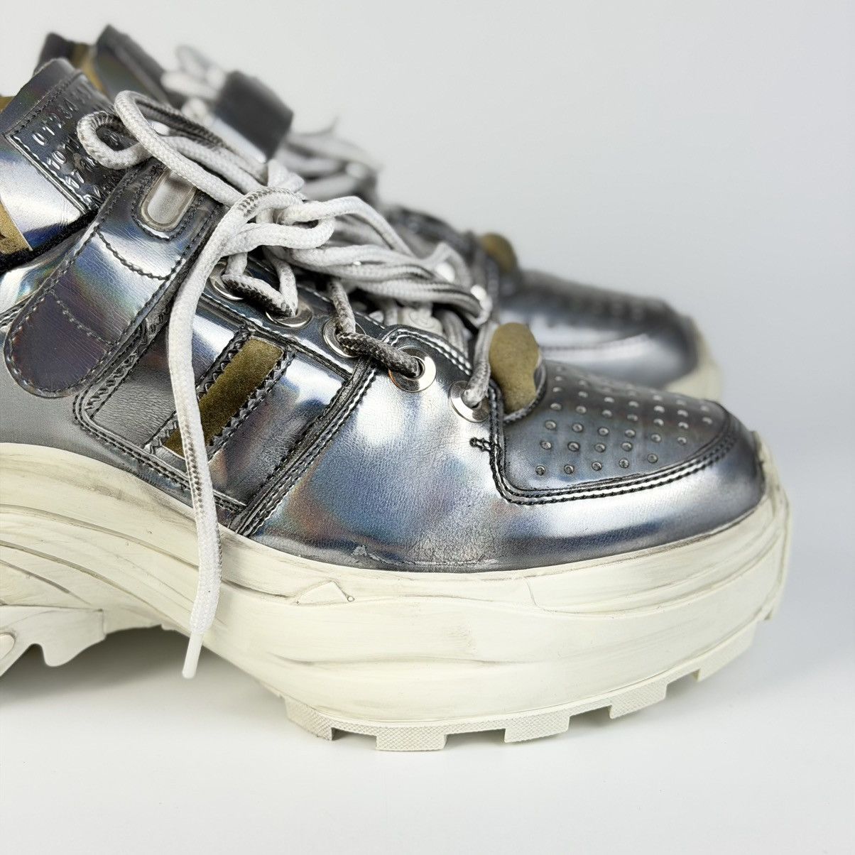 Maison Margiela Maison Margiela Retro Sneakers BRAND NEW Size US 6.5 / IT 36.5 - 3 Thumbnail