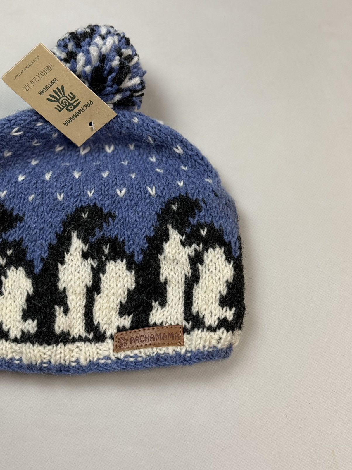Other BNWT! Pachamama Hand Knitted Wool Pinguin Bobble Beanie Hat Size ONE SIZE - 3 Thumbnail