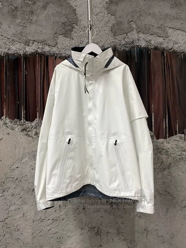 Acronym Acronym White raincoat Size US M / EU 48-50 / 2 - 1 Thumbnail