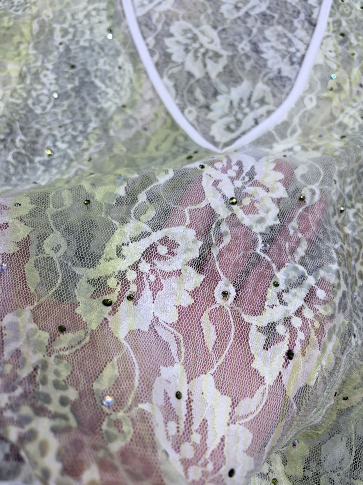 Japanese Brand VTG Mariella Burani Y2K Lace Neon Top Rhinestones Size XS / US 0-2 / IT 36-38 - 5 Thumbnail