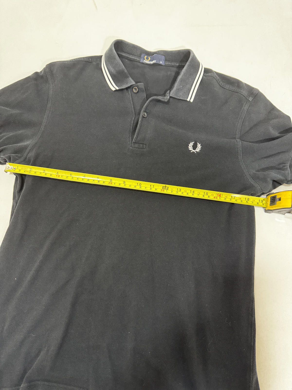 Fred Perry Fred Perry Black Polo Shirt with White Trim Size US M / EU 48-50 / 2 - 3 Thumbnail