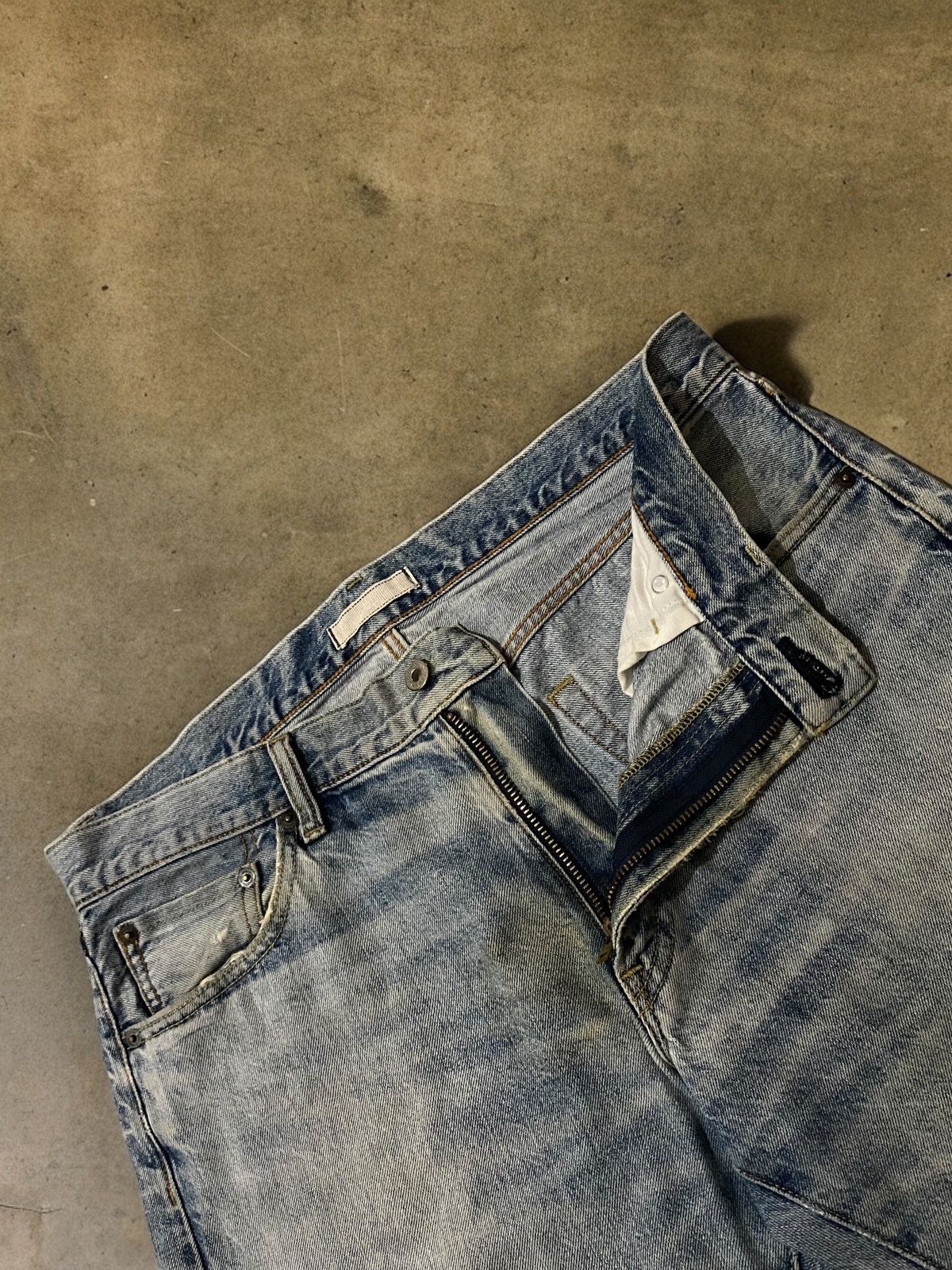 Japanese Brand × Uniqlo Uniqlo Japan Selvedge Dirty Wash Blue Ripped Jeans Denim Size US 38 / EU 54 - 11 Thumbnail