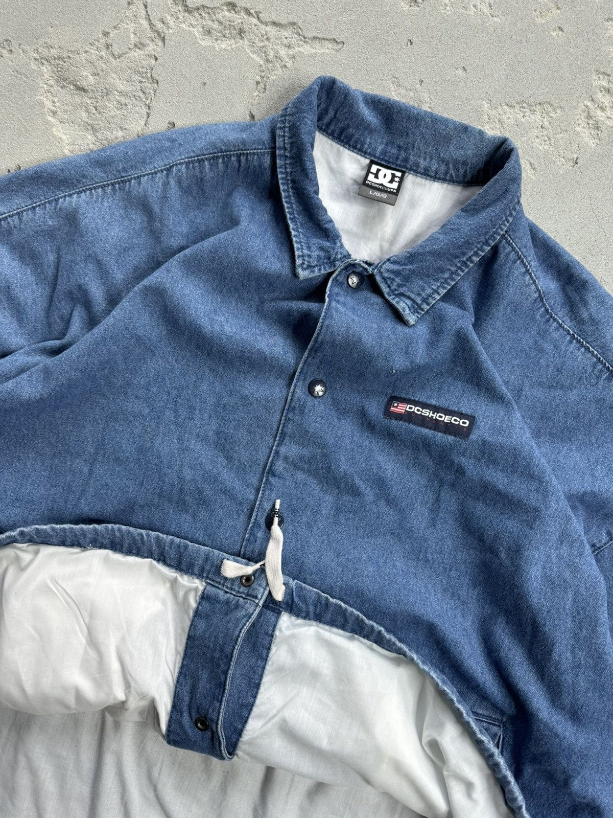 DC × Vintage Vintage DC Shoes Denim Jacket Size US L / EU 52-54 / 3 - 5 Thumbnail