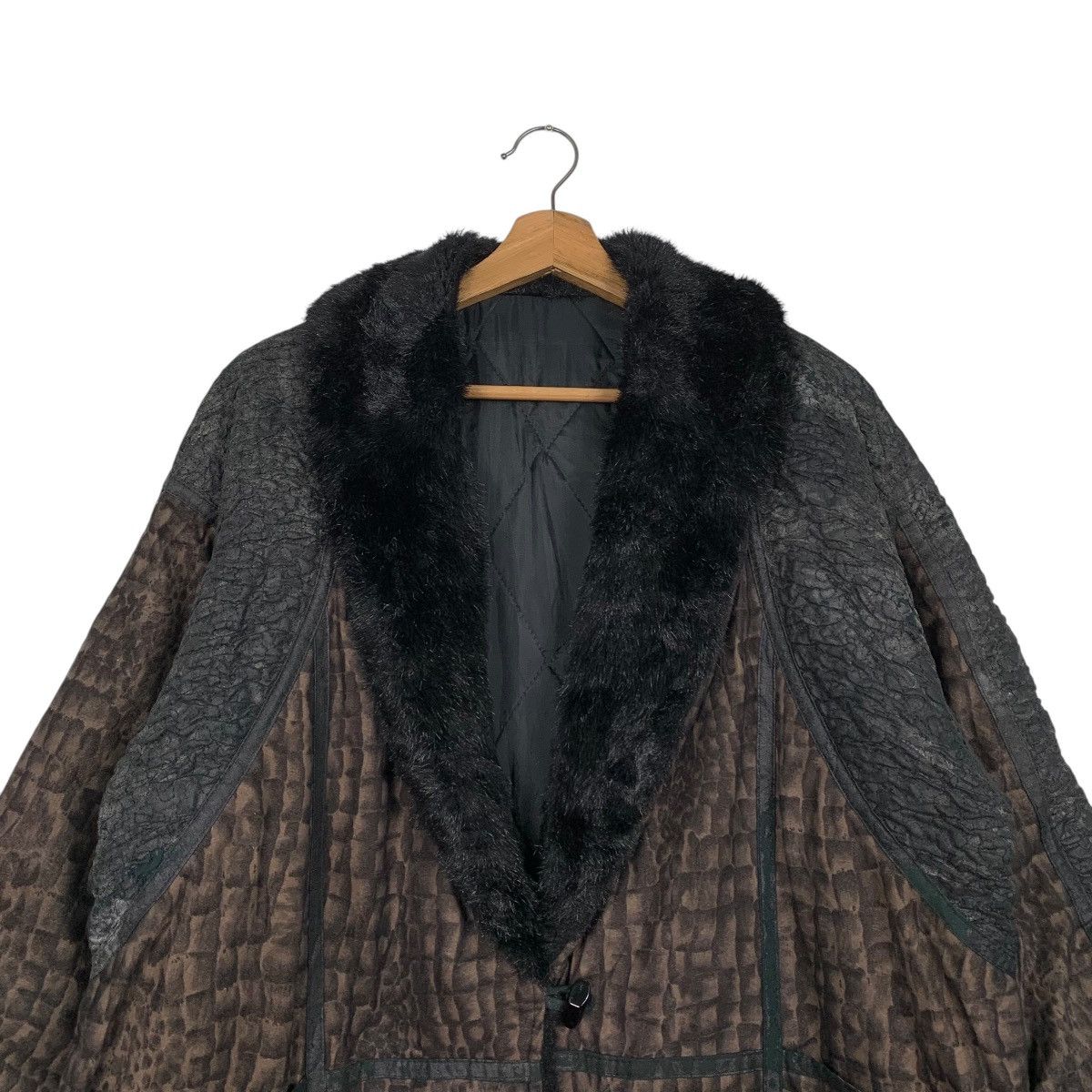 Japanese Brand Nice Design Japanese Brand Women Shearling Jacket Size L / US 10 / IT 46 - 2 Thumbnail