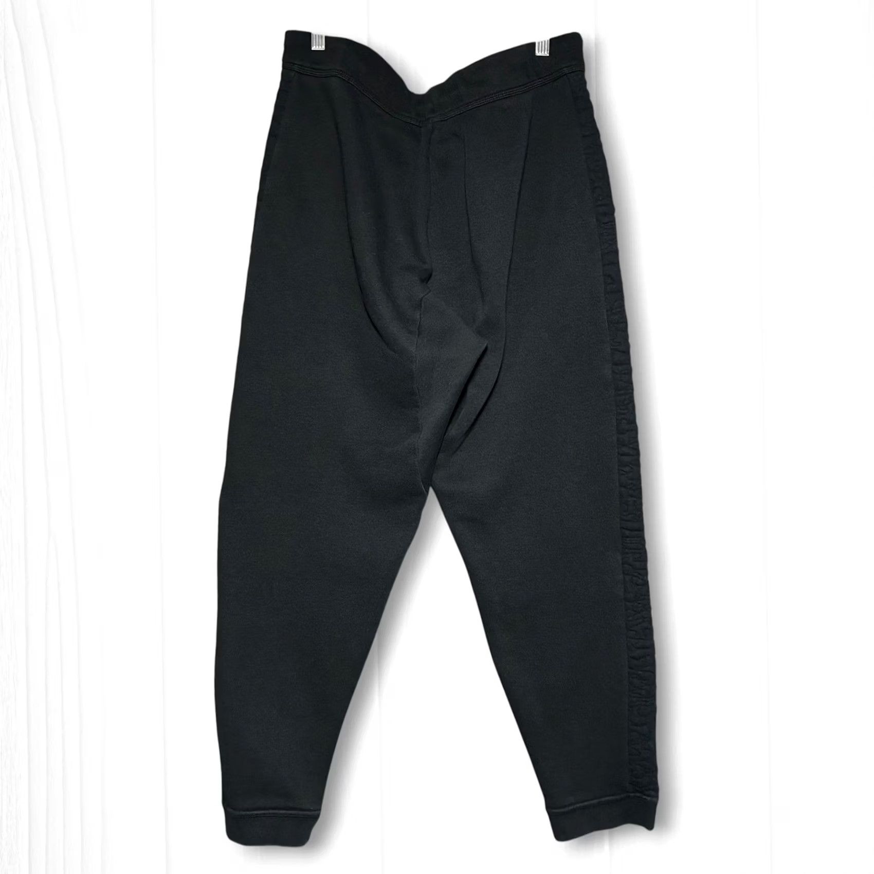 Nike Nike Tapered Textured Side Stripe Fleece Jogger Sweatpants Mens XL Black Size US 36 / EU 52 - 2 Thumbnail