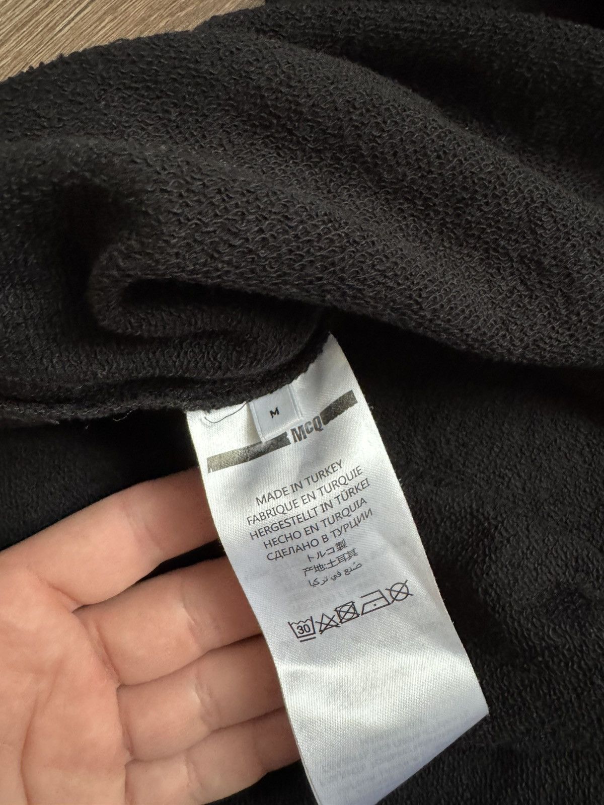 Alexander McQueen McQueen men’s Kanye West style black Medium T shirt Size US M / EU 48-50 / 2 - 7 Thumbnail
