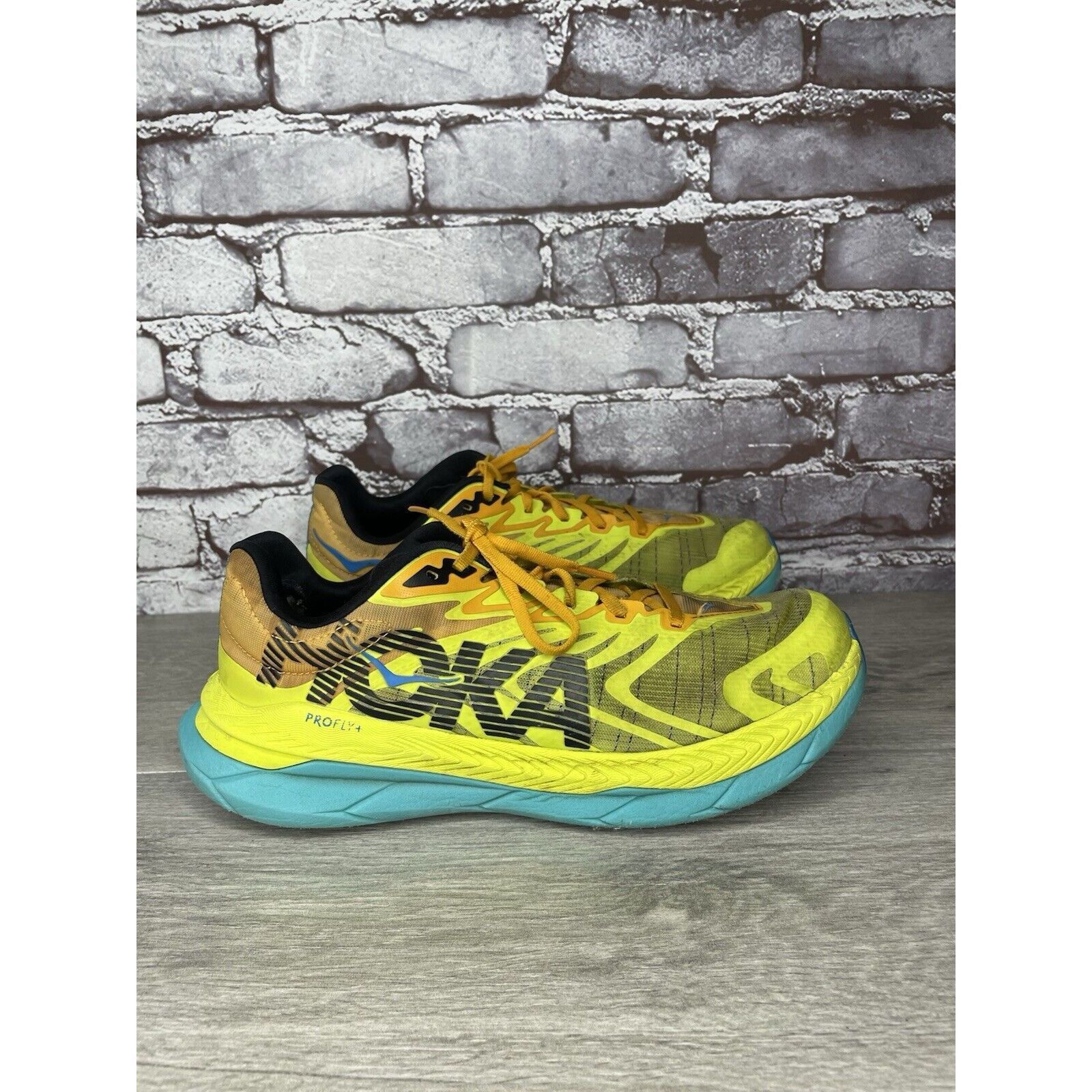 Hoka Hoka Tecton X2 Carbon Plate Yellow Synthetic Orange Lace Blu Size US 8.5 / EU 41-42 - 21 Thumbnail