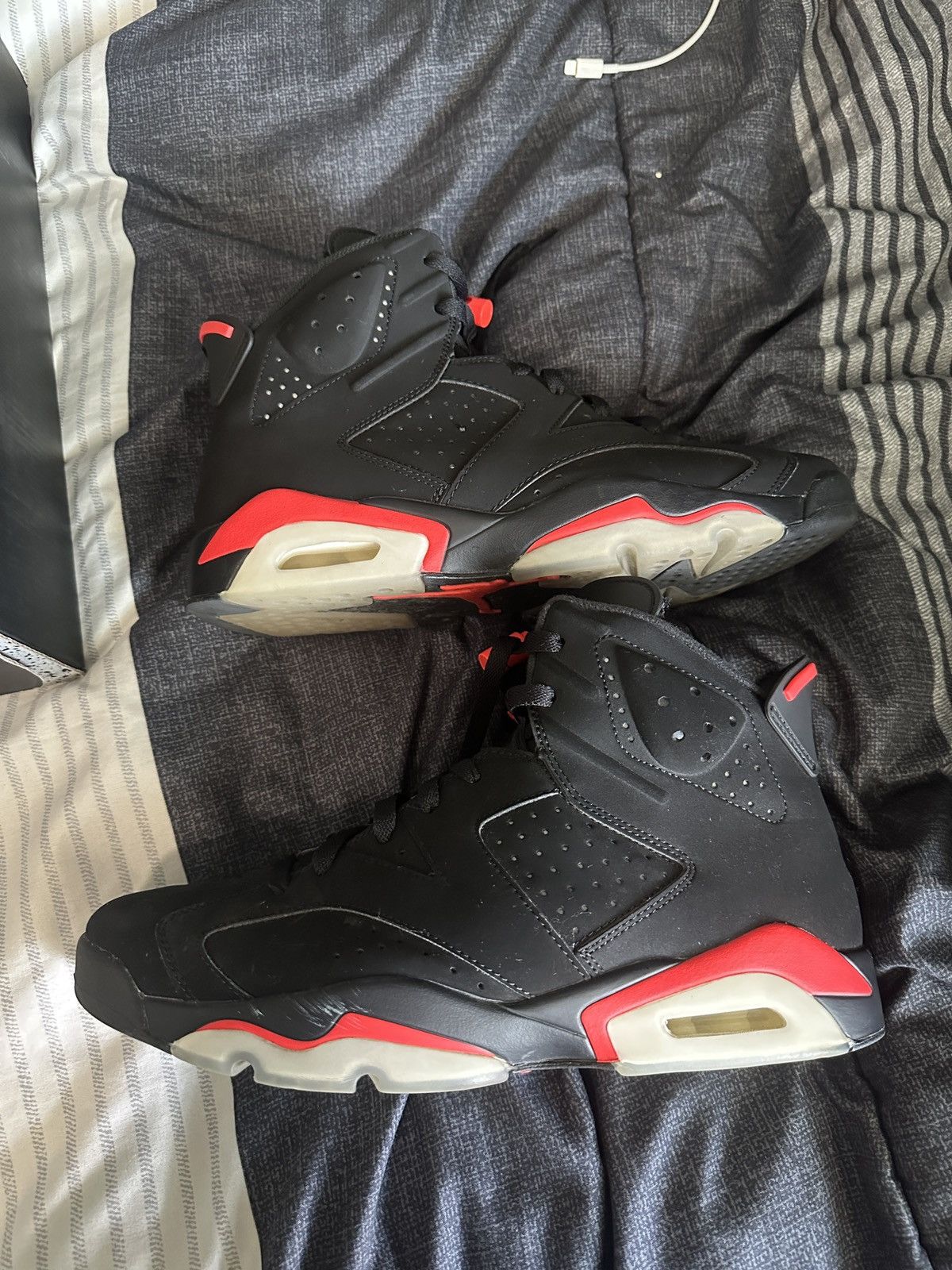 Jordan Brand Jordan Six VI Black Infared Size US 11 / EU 44 - 1 Thumbnail