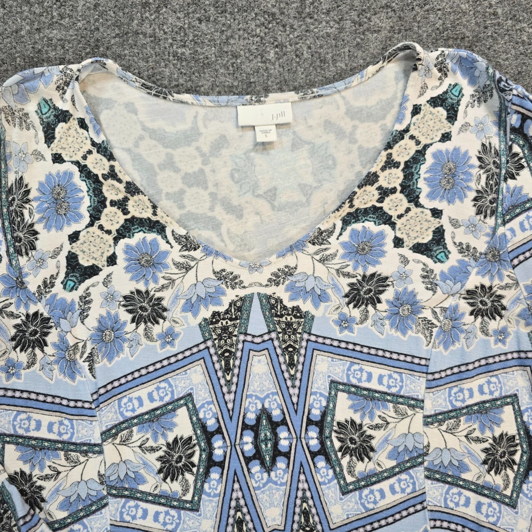J. Jill J Jill Dress Womens Small Blue Patchwork Stretchy A-Line V-Neck Casual Dress (J. Jill, Knee Length, 3/4 Sleeve) Size S / US 4 / IT 40 - 2 Thumbnail