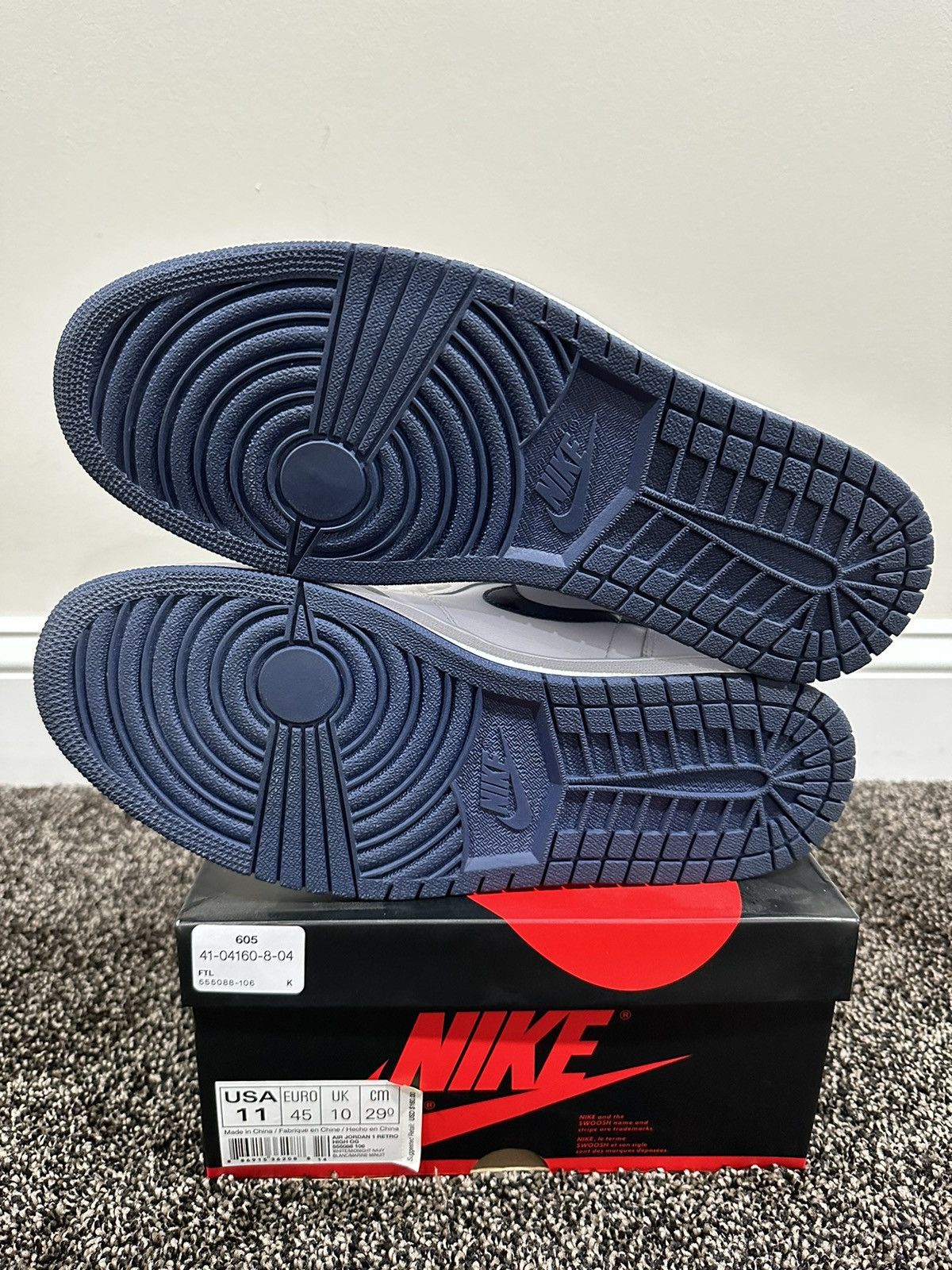 Jordan Brand × Nike Air Jordan Retro 1 High OG Metallic Navy White Sneakers Size US 11 / EU 44 - 7 Thumbnail