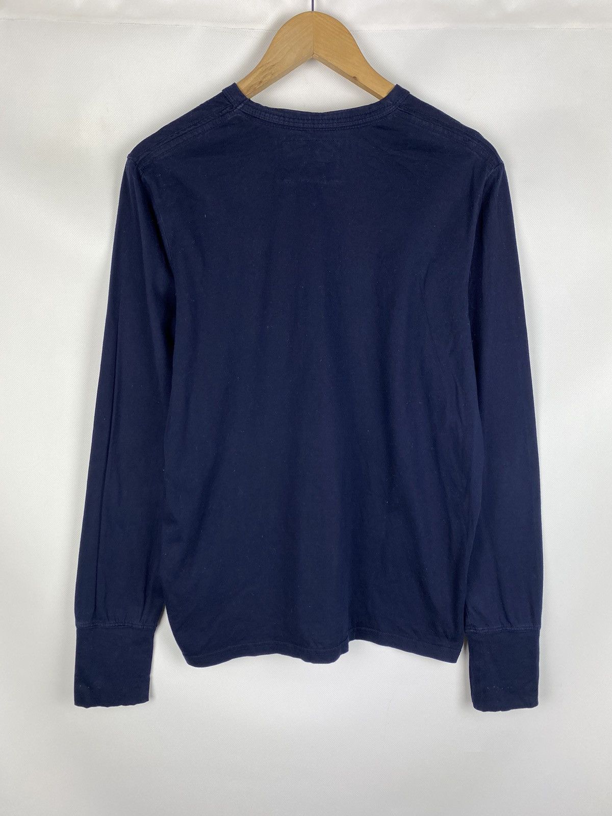 True Religion True Religion men’s long sleeve t shirt size L Size US L / EU 52-54 / 3 - 13 Thumbnail