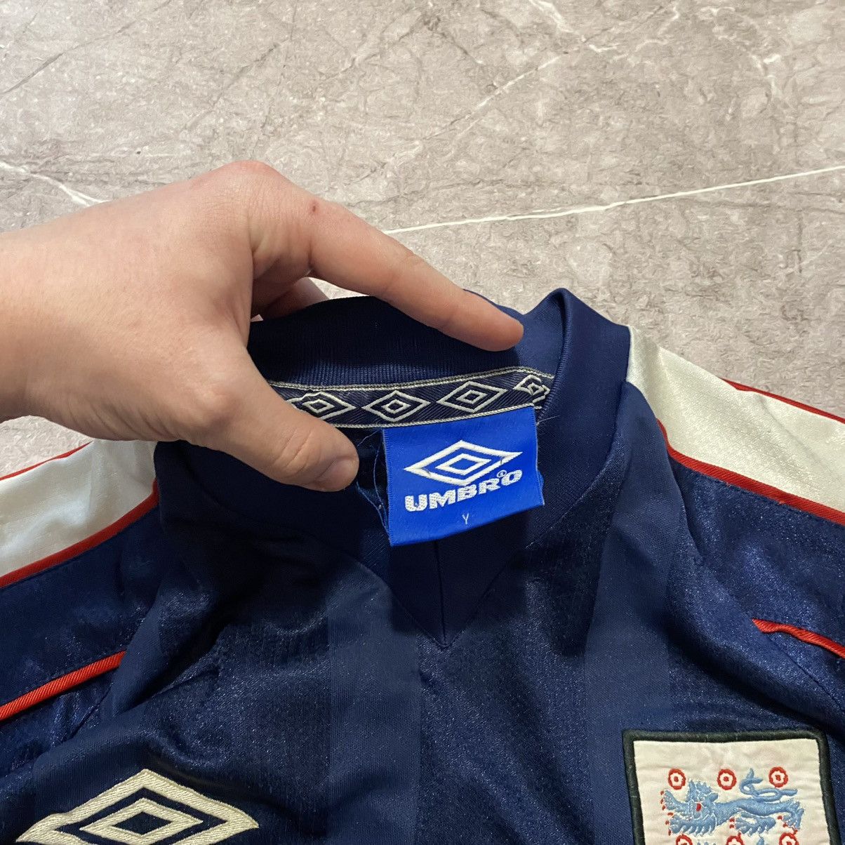 Umbro VINTAGE UMBRO ENGLAND GREEN FLAG TEE SOCCER JERSEY 00s Size US S / EU 44-46 / 1 - 8 Thumbnail