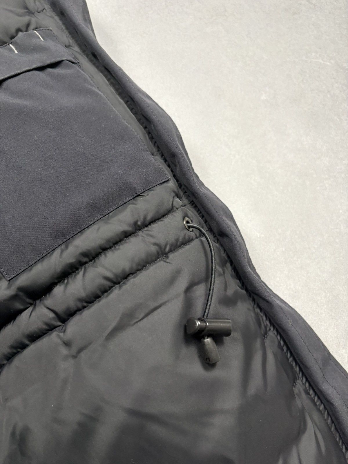 Canada Goose Canada Goose Montebello Parka 2530L Down Jacket XS Size XS / US 0-2 / IT 36-38 - 19 Thumbnail