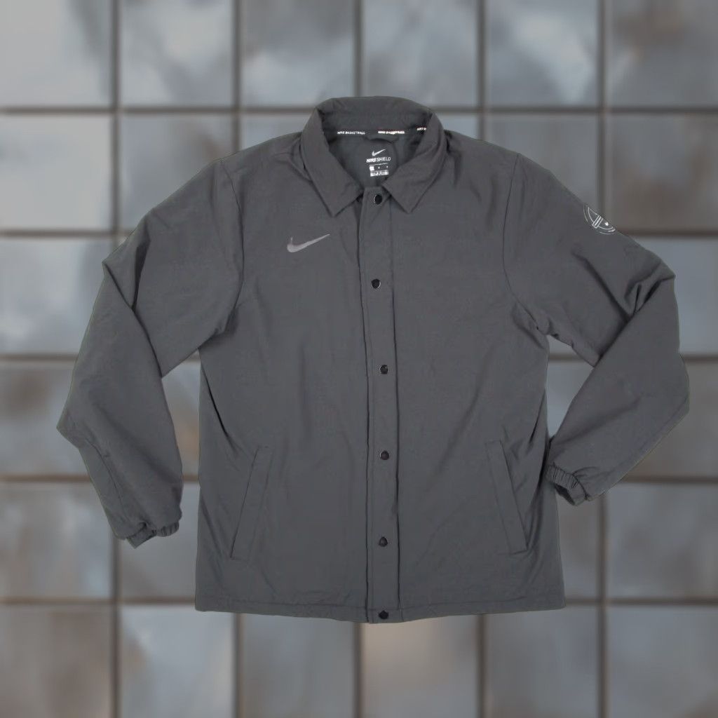 Nike Nike Shield Jacket Mens Large Black Kyrie Basketball Windbreaker 890653-010 Size US L / EU 52-54 / 3 - 1 Thumbnail