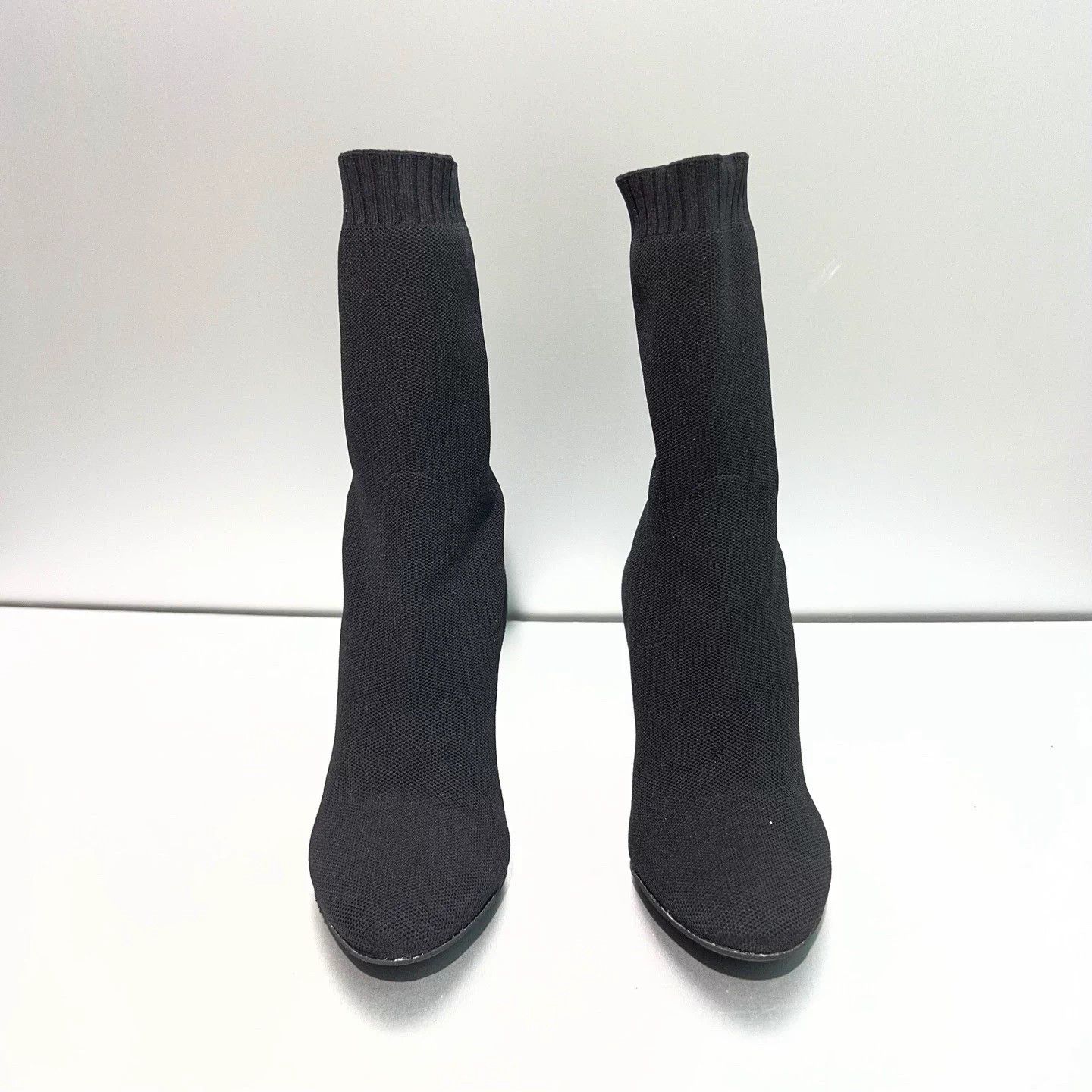 Louis Vuitton LV Side Logo Sock Heels EU 36 Size US 5 / IT 35 - 2 Thumbnail