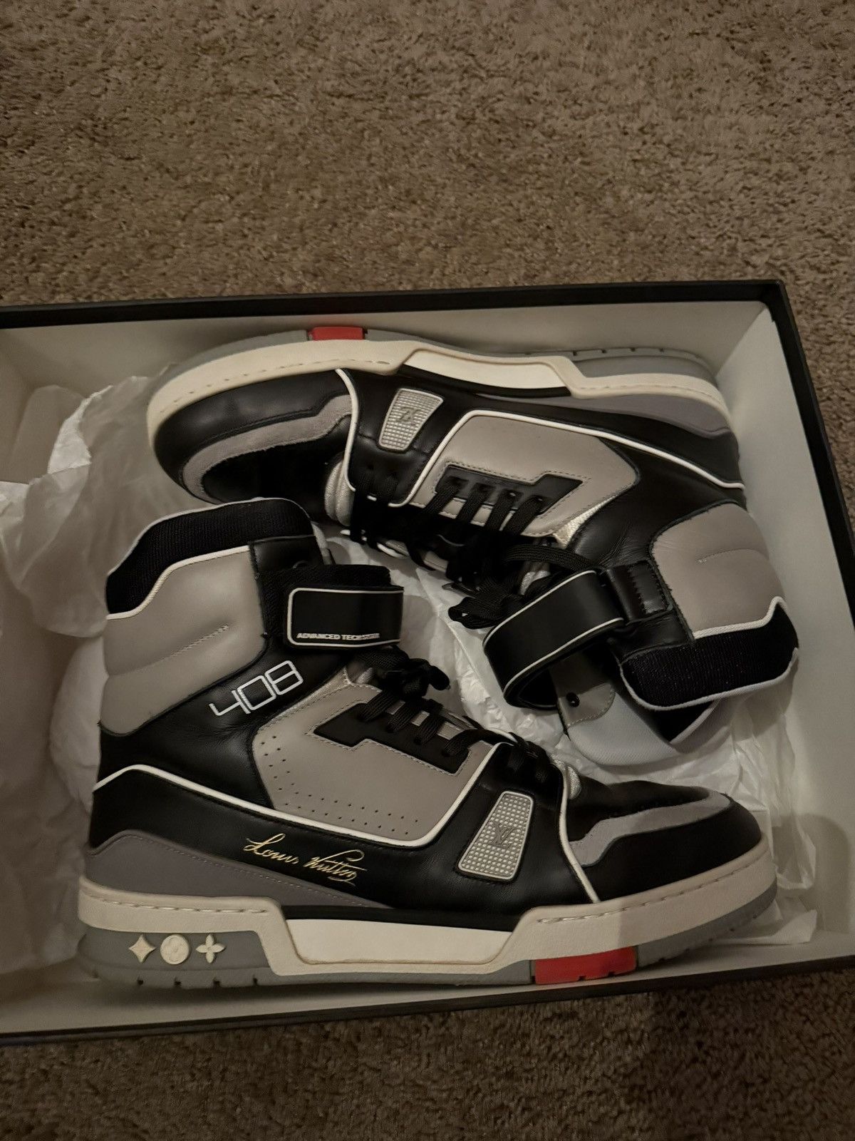 Louis Vuitton Louis vuitton sneaker Size US 10 / EU 43 - 2 Thumbnail
