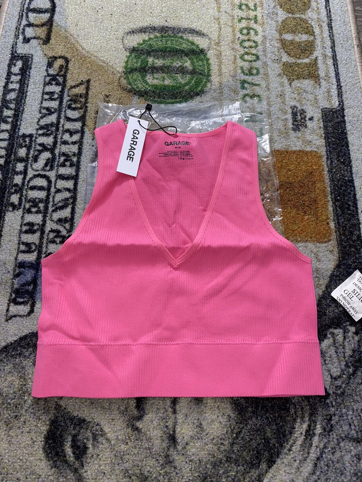 Garage Summer Seamless Deep Plunge Top Size M / US 6-8 / IT 42-44 - 1 Thumbnail