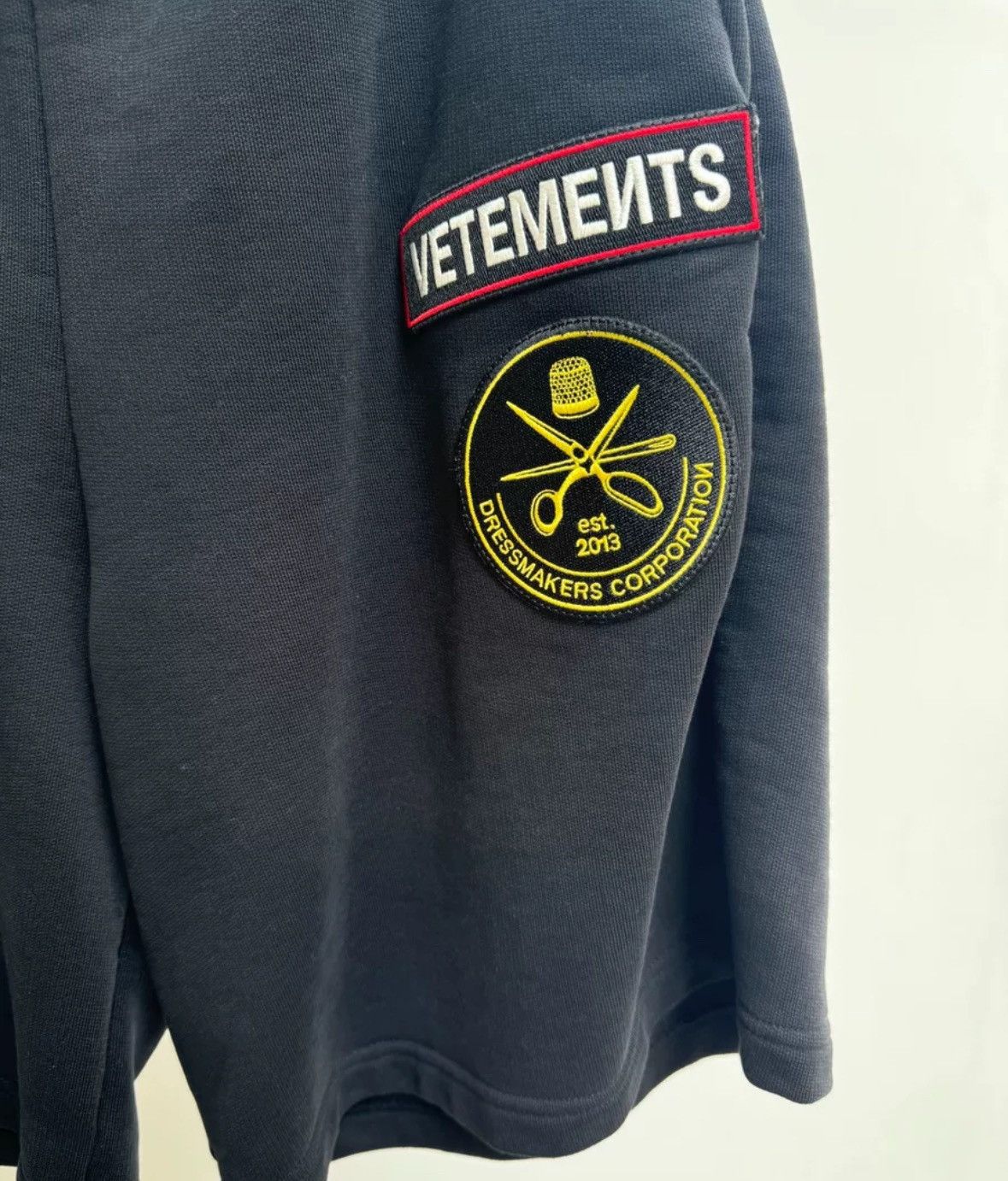 Vetements Vetements 20SS Officer Shorts2412-Nextarrow Size US 29 - 4 Thumbnail