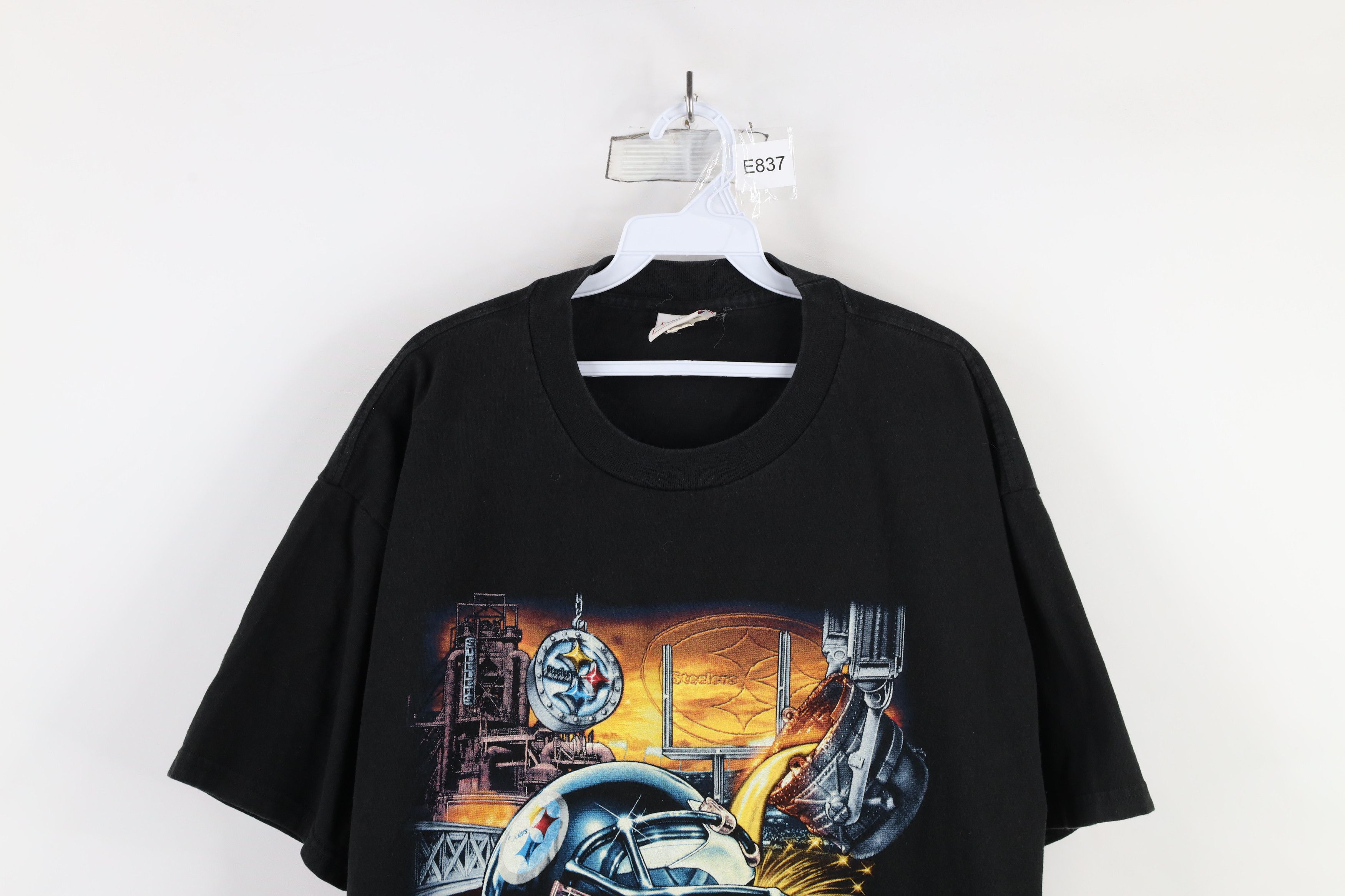 Vintage Vintage Y2K 2002 NFL Steelers Football Steel Curtain T-Shirt Size US XL / EU 56 / 4 - 2 Thumbnail