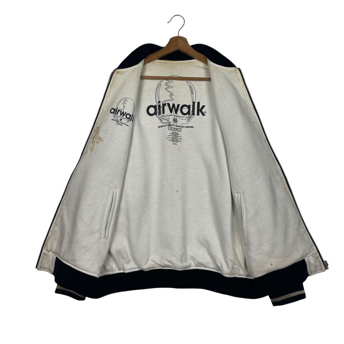 Airwalk Airwalk Big Logo Reversible Bomber Size US L / EU 52-54 / 3 - 13 Thumbnail