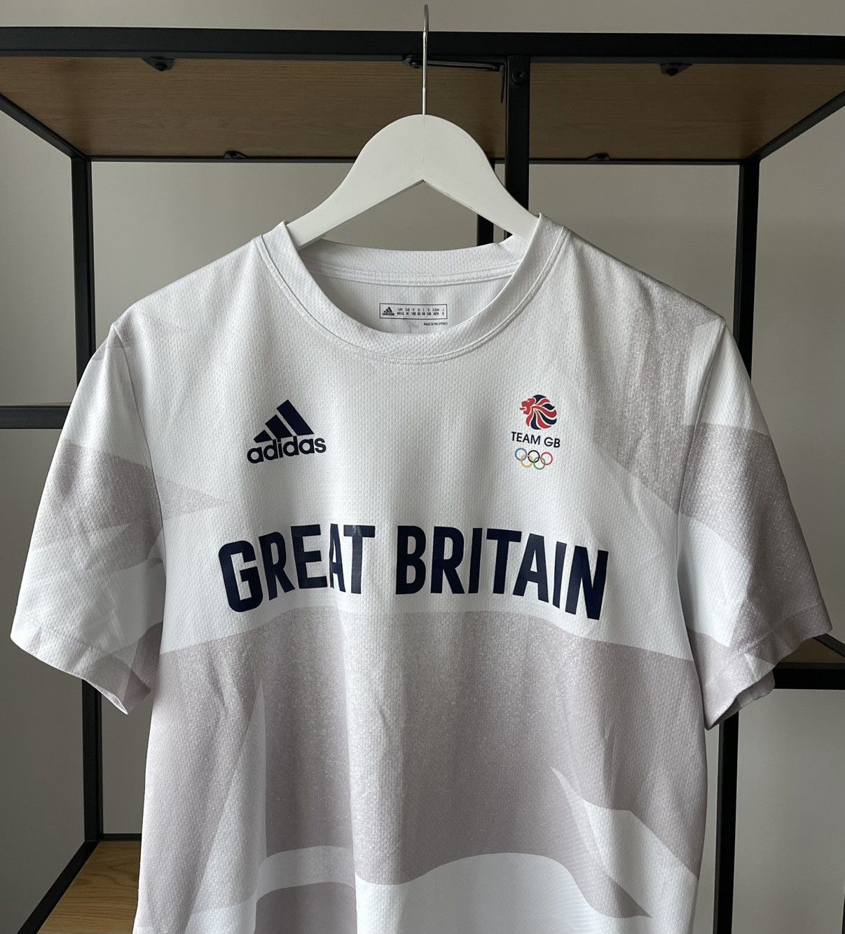 Adidas × Costume National Olympic Games 2020 Great Britain Team GB Adidas Shirt M Size US M / EU 48-50 / 2 - 3 Thumbnail