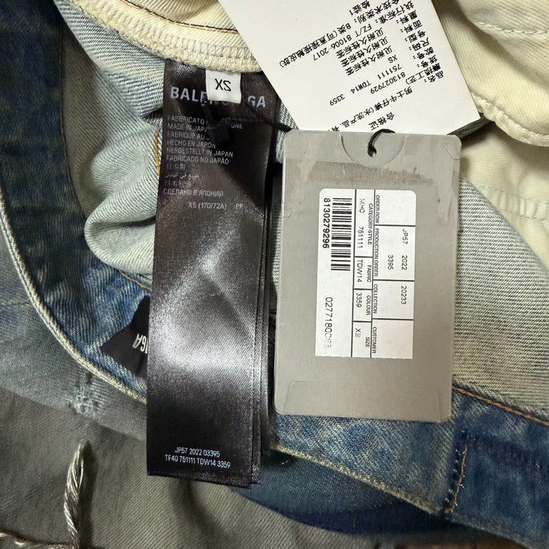 Balenciaga Balenciaga size xs Flip pocket mud dyed ripped baggy jeans Size US 28 / EU 44 - 8 Thumbnail