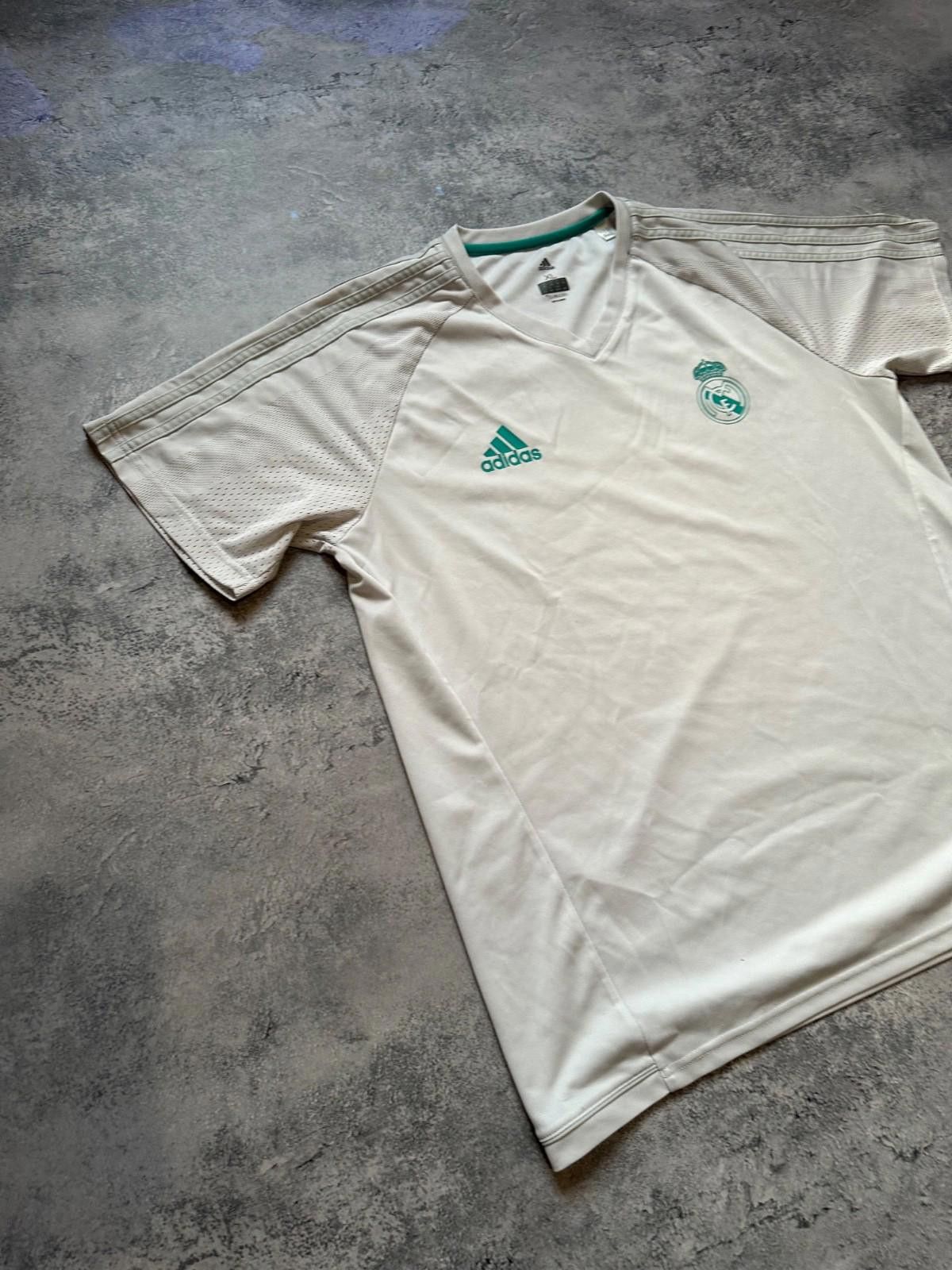 Adidas Real Madrid football shirt 2017 Soccer Adidas Jersey Train Size US XL / EU 56 / 4 - 2 Thumbnail