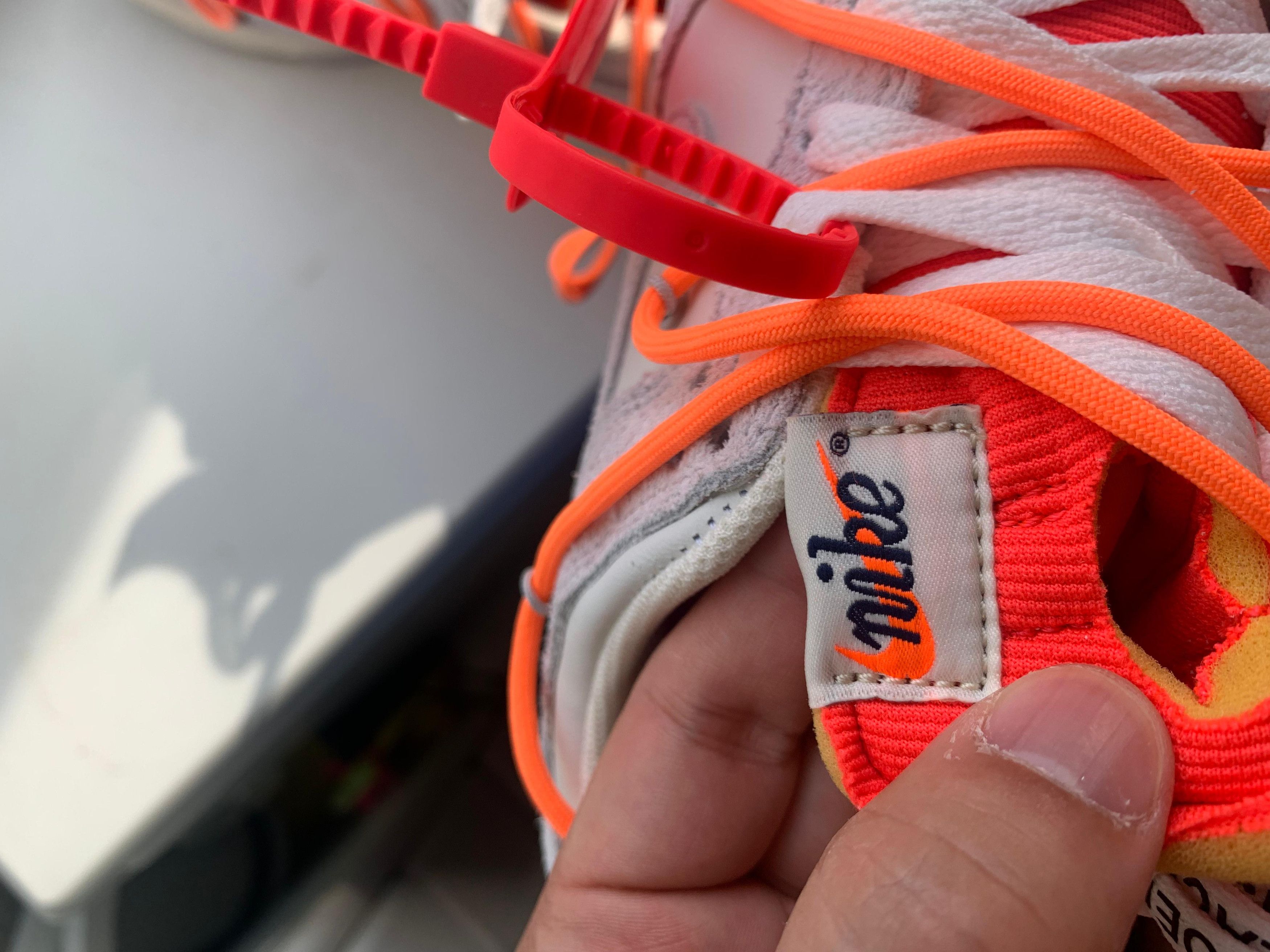 Nike × Off-White Nike SB Off-White Lot 31 Size US 9 / EU 42 - 7 Thumbnail