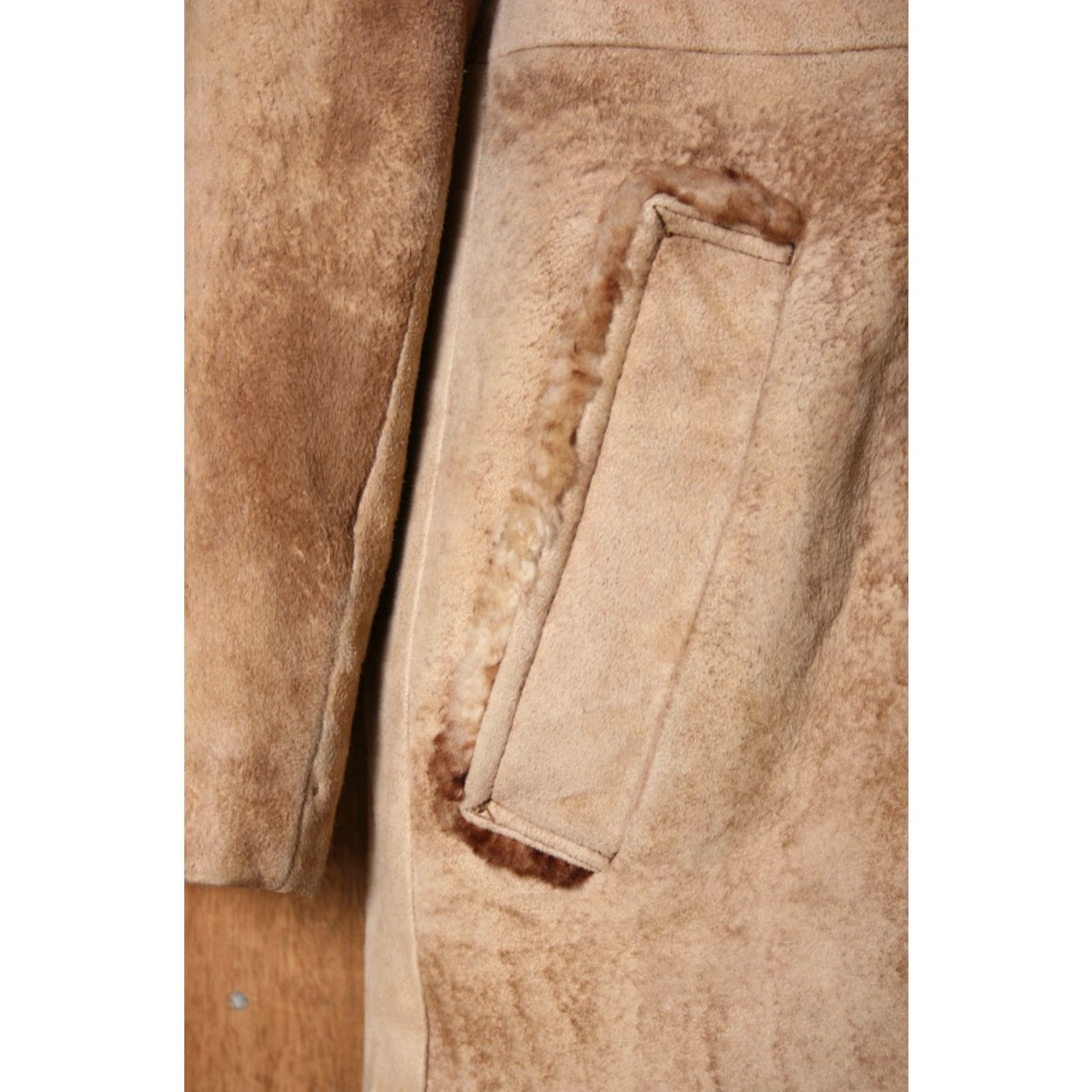 Vintage VINTAGE Vincents Sheepskin Suede Sherpa Lined Coat Men M Light Brown Wool Fur Western Button Wool Fur Collar 90s Mens Size US M / EU 48-50 / 2 - 4 Thumbnail