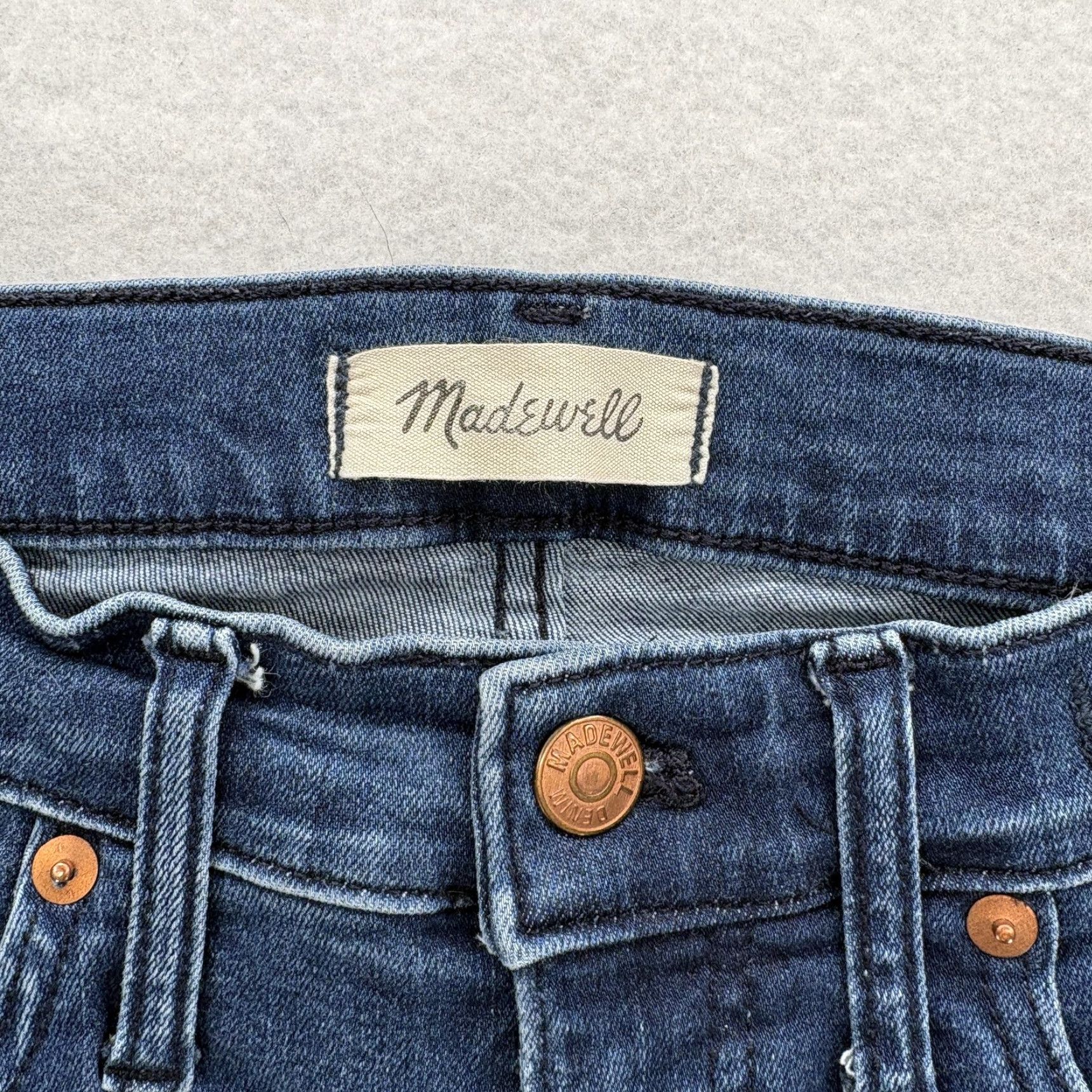 Madewell Madewell Jeans Womens 28 Blue Medium Wash Slim Mid-Rise Stovepipe Denim Small Business Pet Free Storage 5-Pocket Size 28" / US 6 / IT 42 - 3 Thumbnail