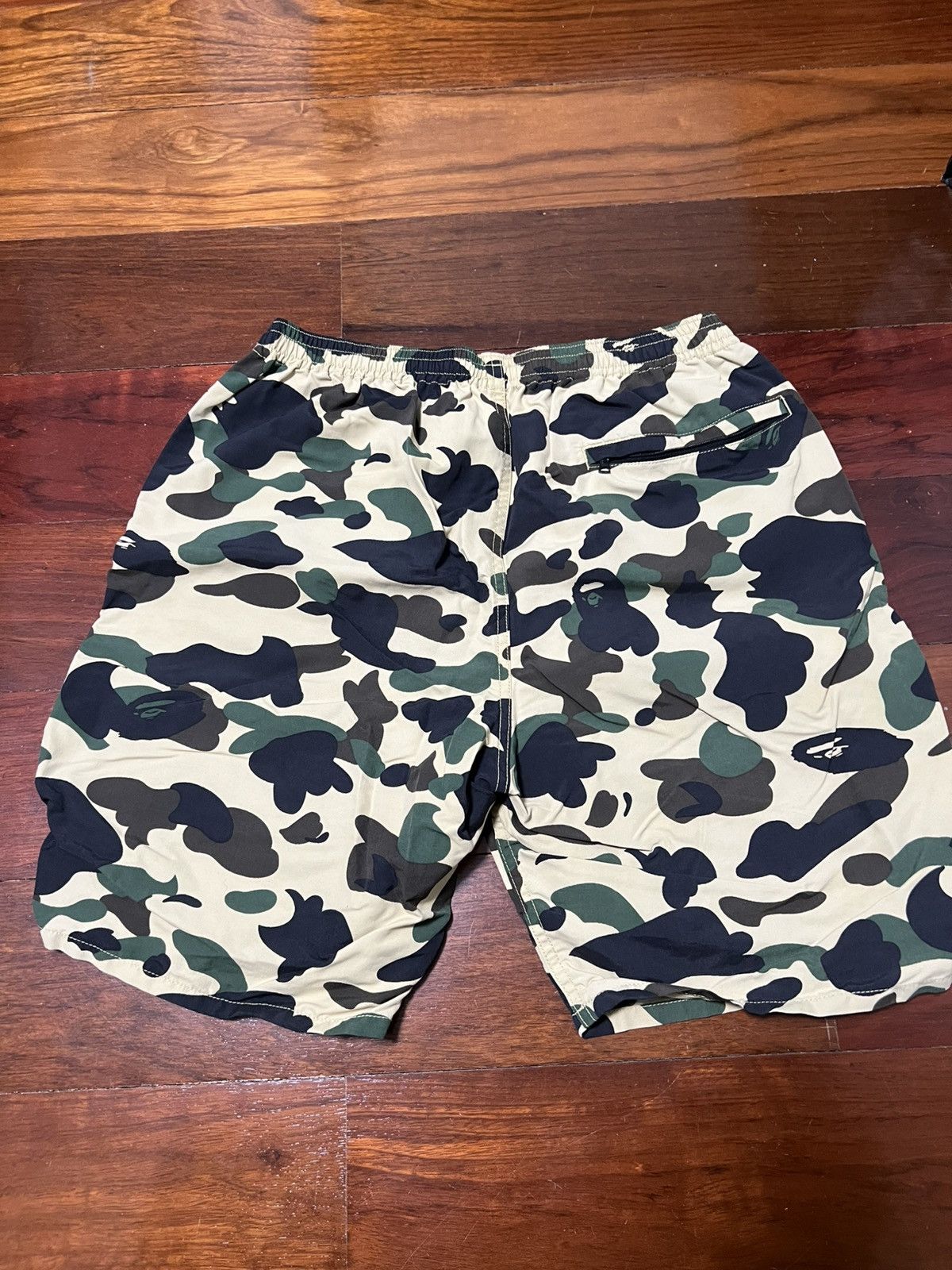 Bape 1st Camo Shorts Size US 32 / EU 48 - 2 Thumbnail
