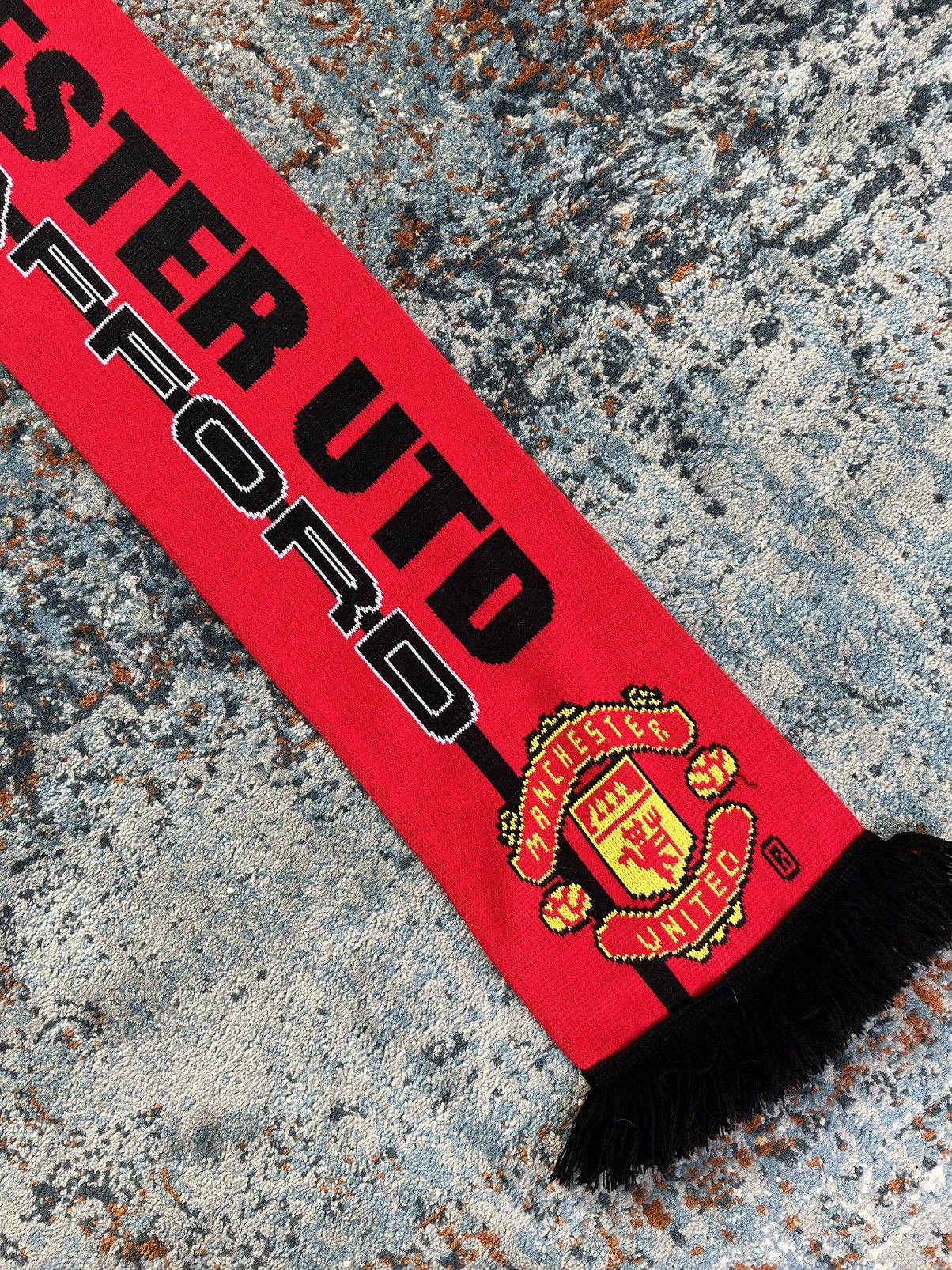 Vintage Vintage y2k Manchester United old trafford official scarf Size ONE SIZE - 4 Thumbnail