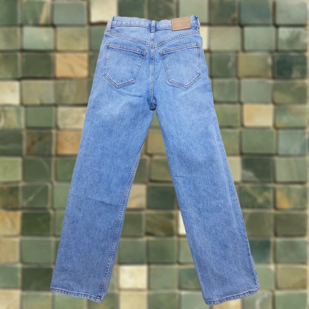 Aritzia Aritzia Jeans Denim Forum Arlo High Rise Straight Button Fly Size 26 x 28 Blue 5-Pocket City USA Womens Regular Vintage No Size 26" / US 2 / IT 38 - 1 Thumbnail