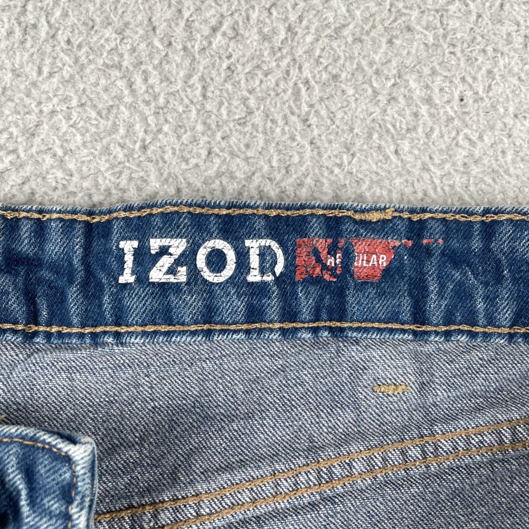 Izod VINTAGE IZOD Denim Jean Shorts Jorts 42 Regular Inseam 11” Blue Mens 90s Streetwear Baggy Y2k EUC Size US 42 / EU 58 - 6 Thumbnail