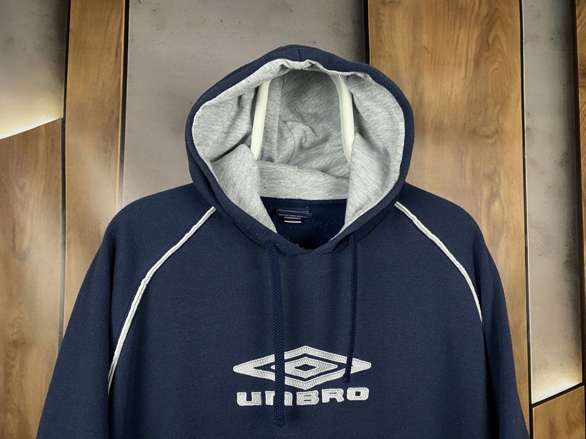 Umbro 🧨Vintage Hoodie Umbro Big Logo VTG Tee🧨 Size US XL / EU 56 / 4 - 5 Thumbnail