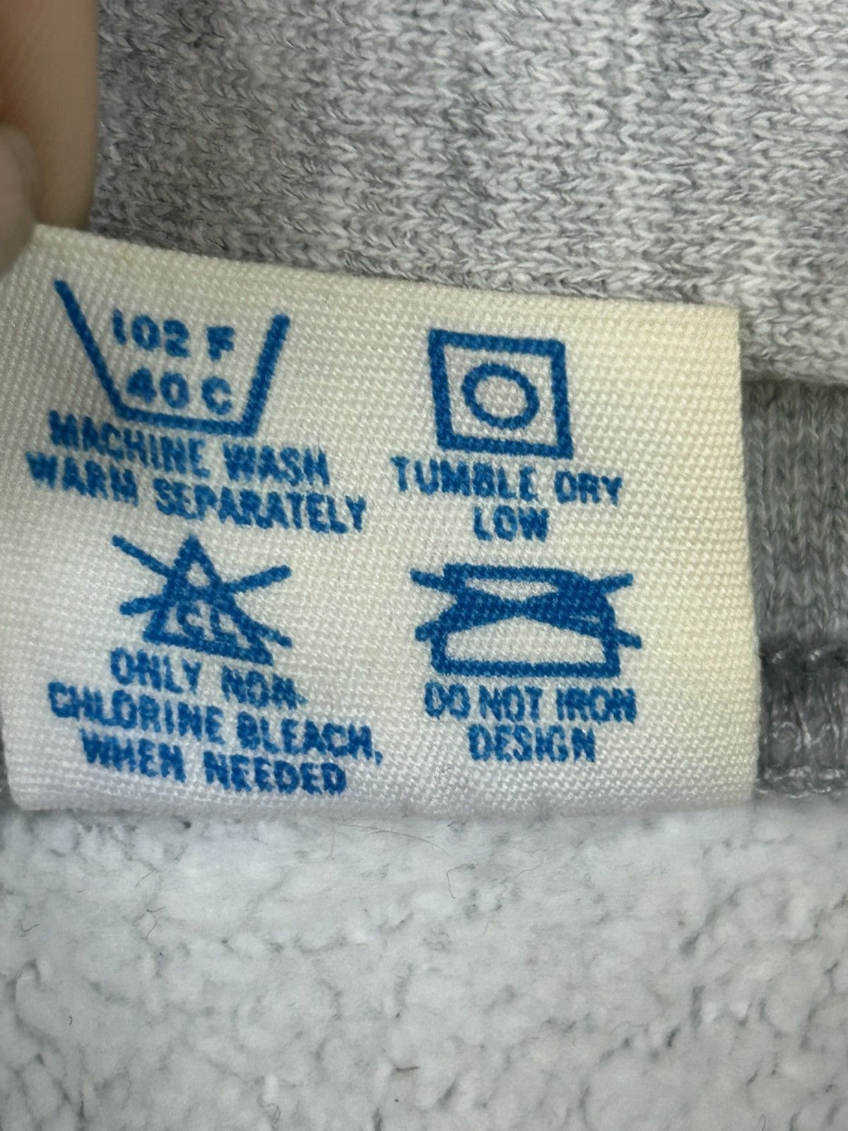 Champion Vintage 90s Thrashed Champion Reverse Weave Federal Sign Size US L / EU 52-54 / 3 - 8 Thumbnail
