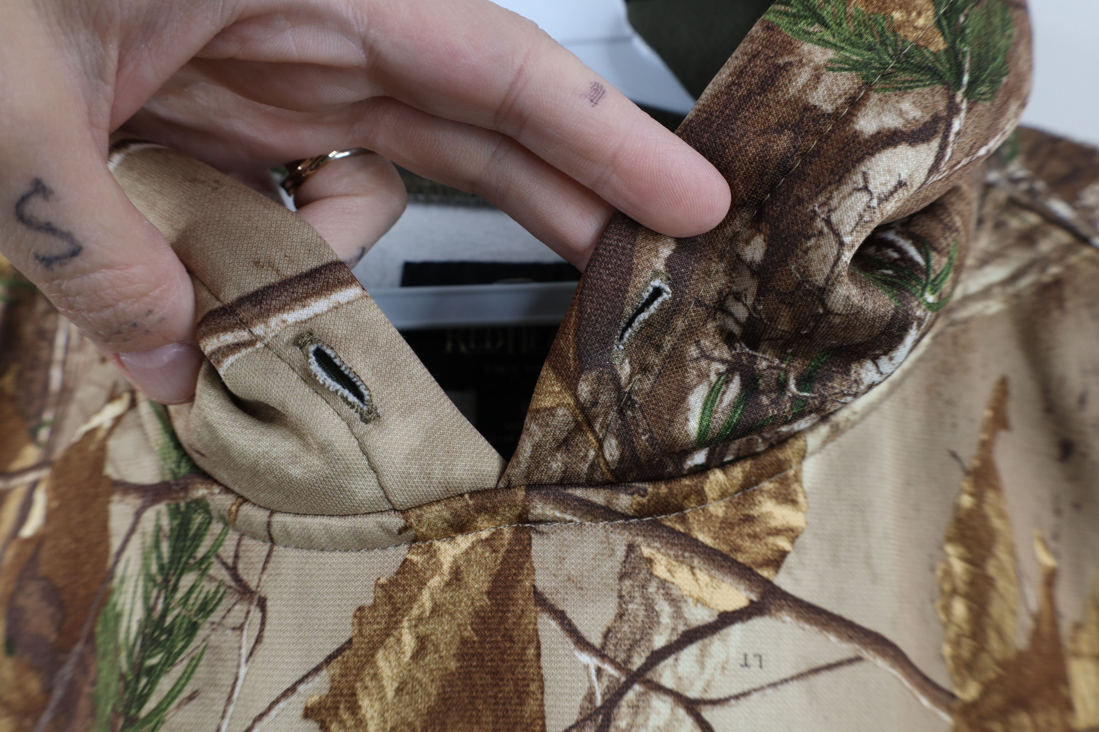Vintage Vintage Streetwear Camouflage Fleece Lined Hoodie Sweatshirt Size US S / EU 44-46 / 1 - 5 Thumbnail