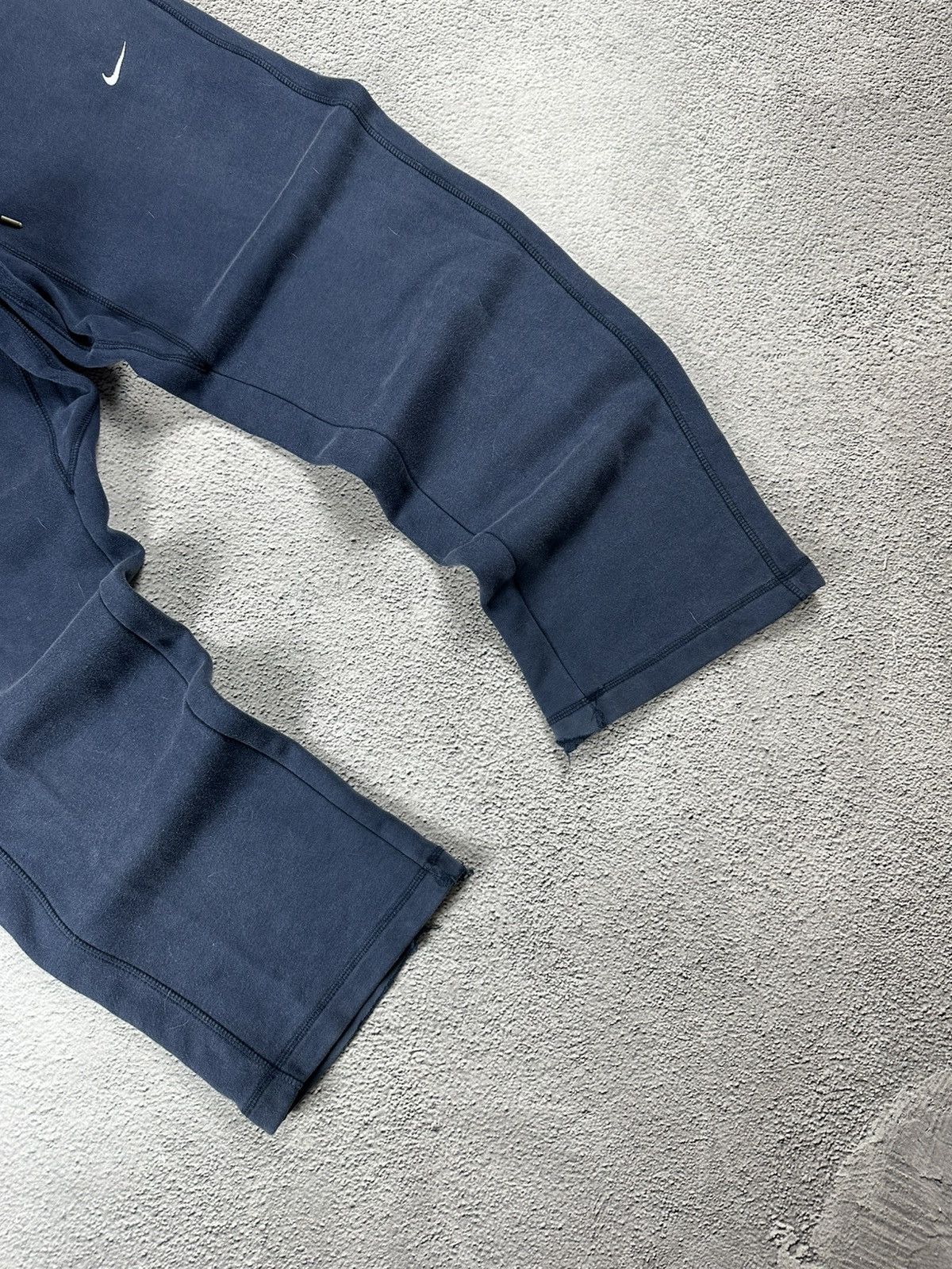 Nike Vintage Nike Wide Leg Fleece Baggy Sweatpants Navy Blue Size 30" / US 8 / IT 44 - 5 Thumbnail