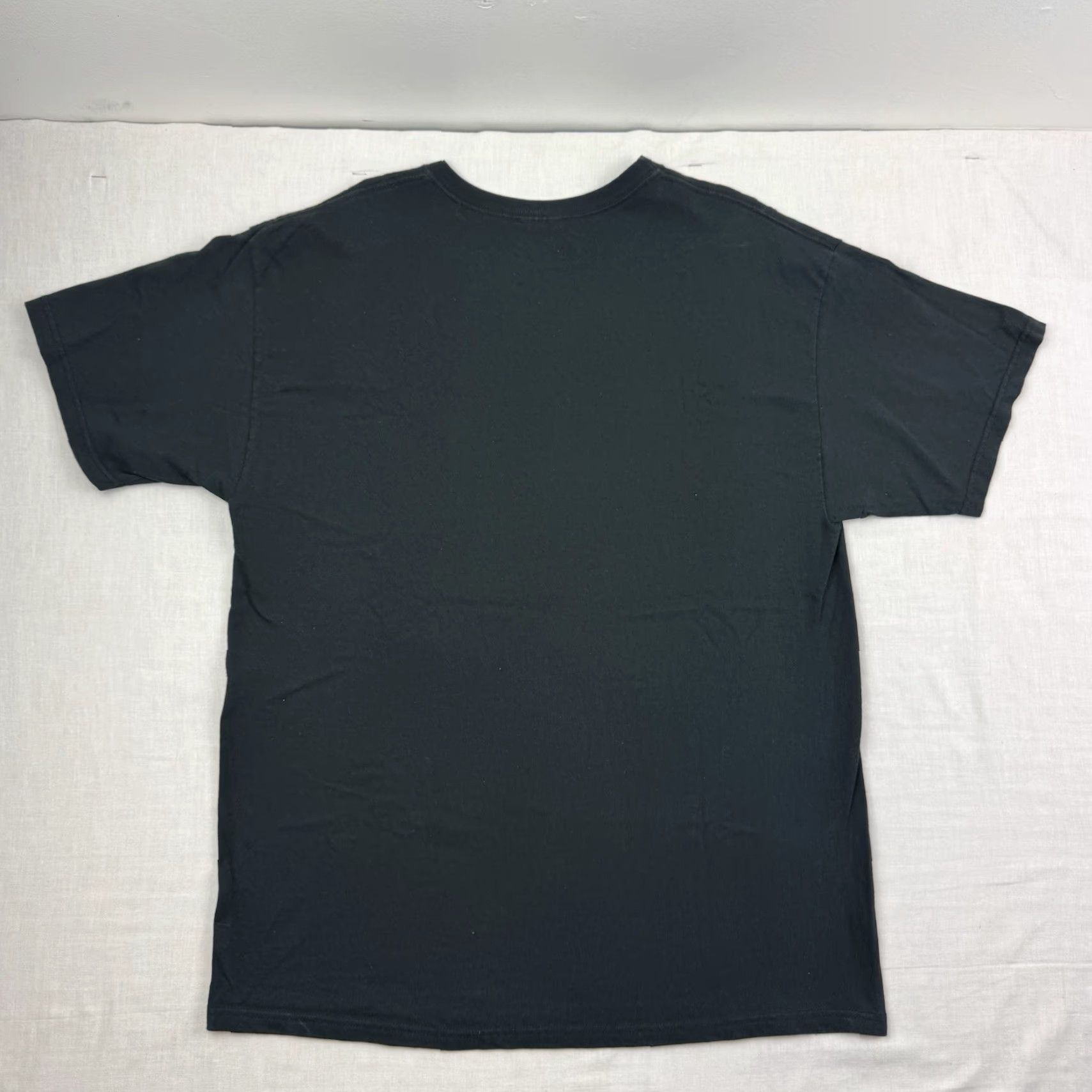 Hanes VINTAGE Hanes T-Shirt Men Adult Large Black Bull Skull Dragons Biker Y2K Punk 90s Easy Riders Shirt Gender: Mens Size US L / EU 52-54 / 3 - 8 Thumbnail