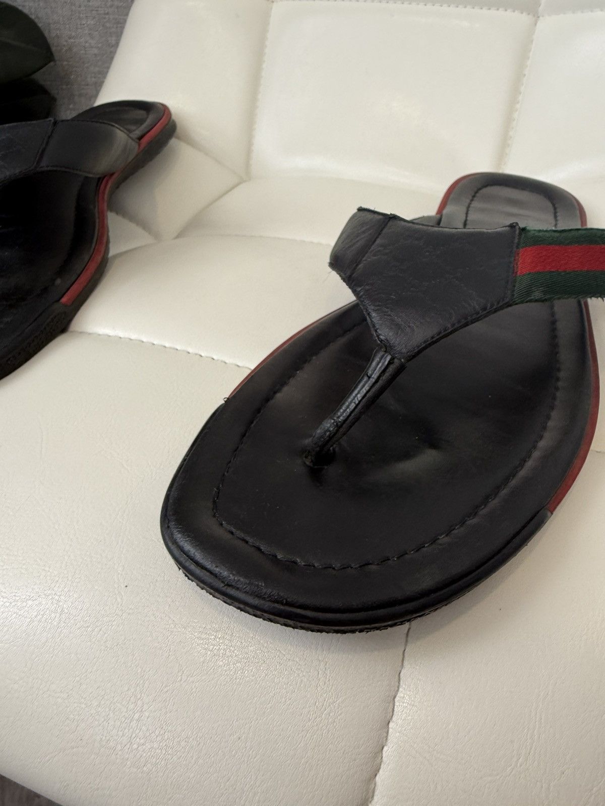 Gucci Gucci Black Leather Flip Flops Sandals GG Web Stripe Slides Size US 11 / EU 44 - 4 Thumbnail
