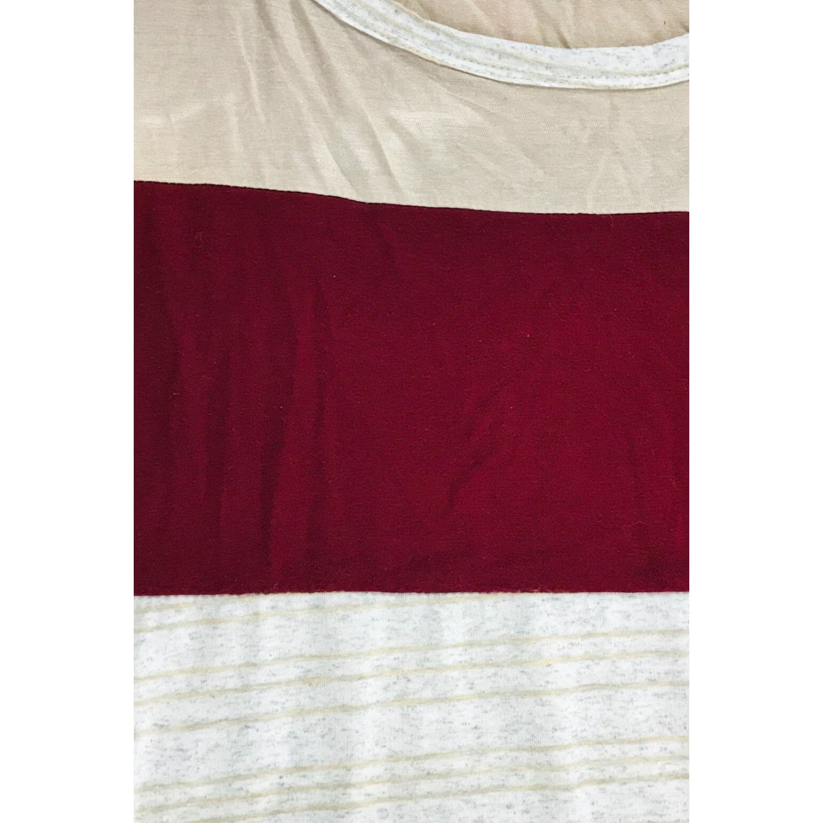 Vintage Andree By Unit T-Shirt Women's Size Small Tan Red Gray Short Sleeve Round Neck Size S / US 4 / IT 40 - 3 Thumbnail